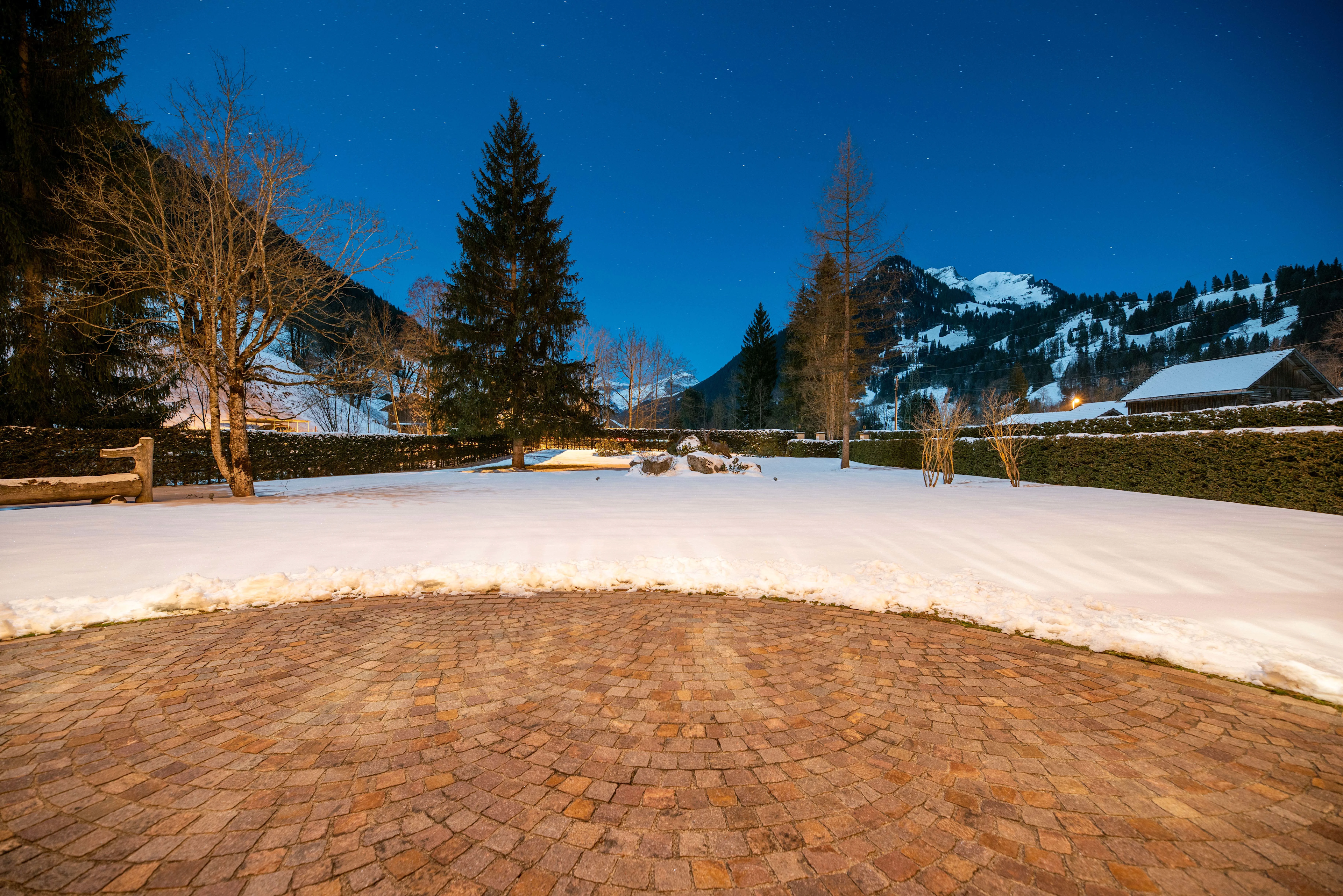 Gsteigstrasse 134, Gstaad, Bern 3783, Switzerland - grund-bei-gstaad-switzerland_39_aqzn9b
