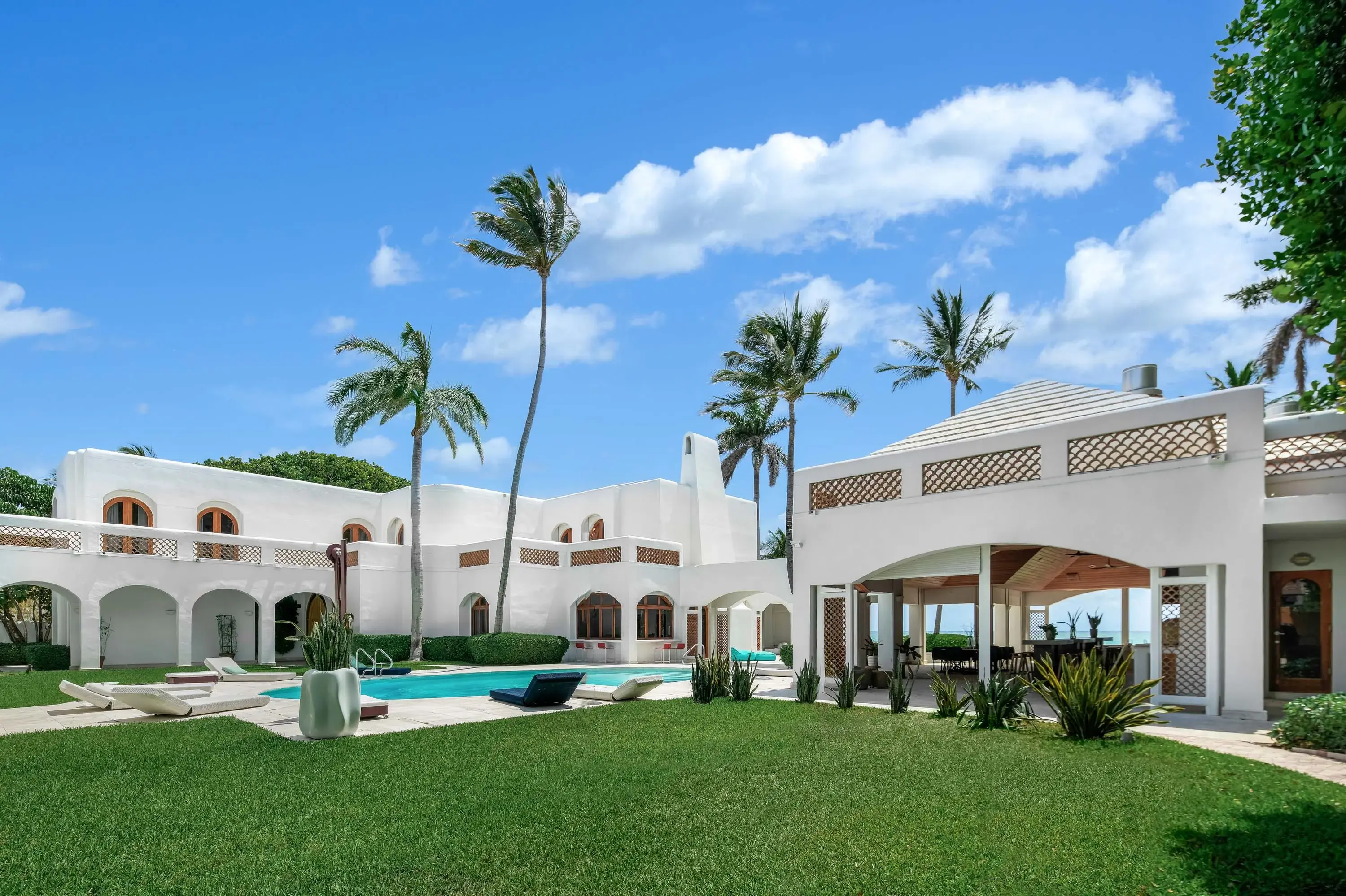 387 Ocean Boulevard, Golden Beach, Miami, Florida 33160 - 23_387_Ocean_Blvd_Golden_Beach_FL_zmpr8z