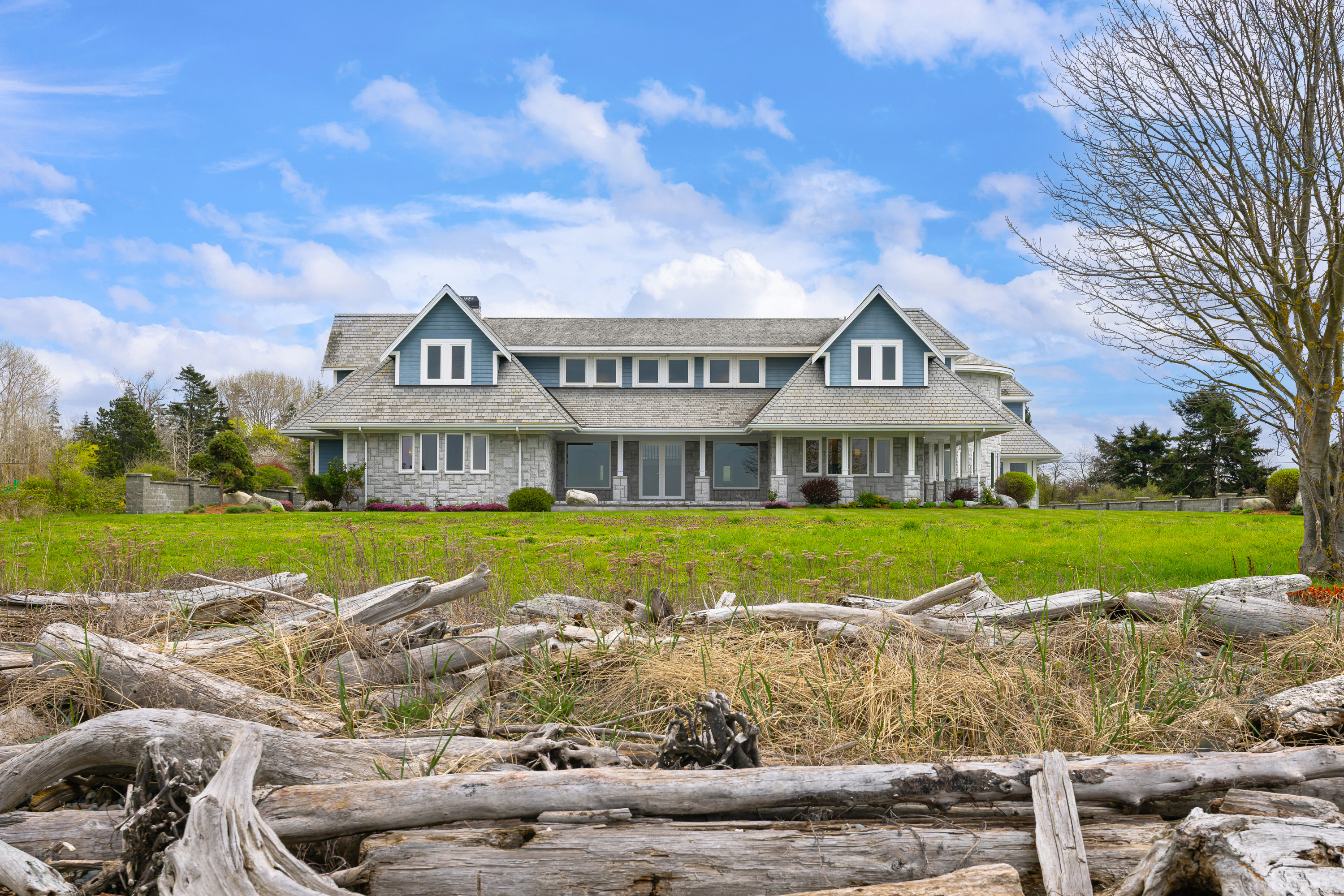 040 581 Marine Drive, Point Roberts, WA