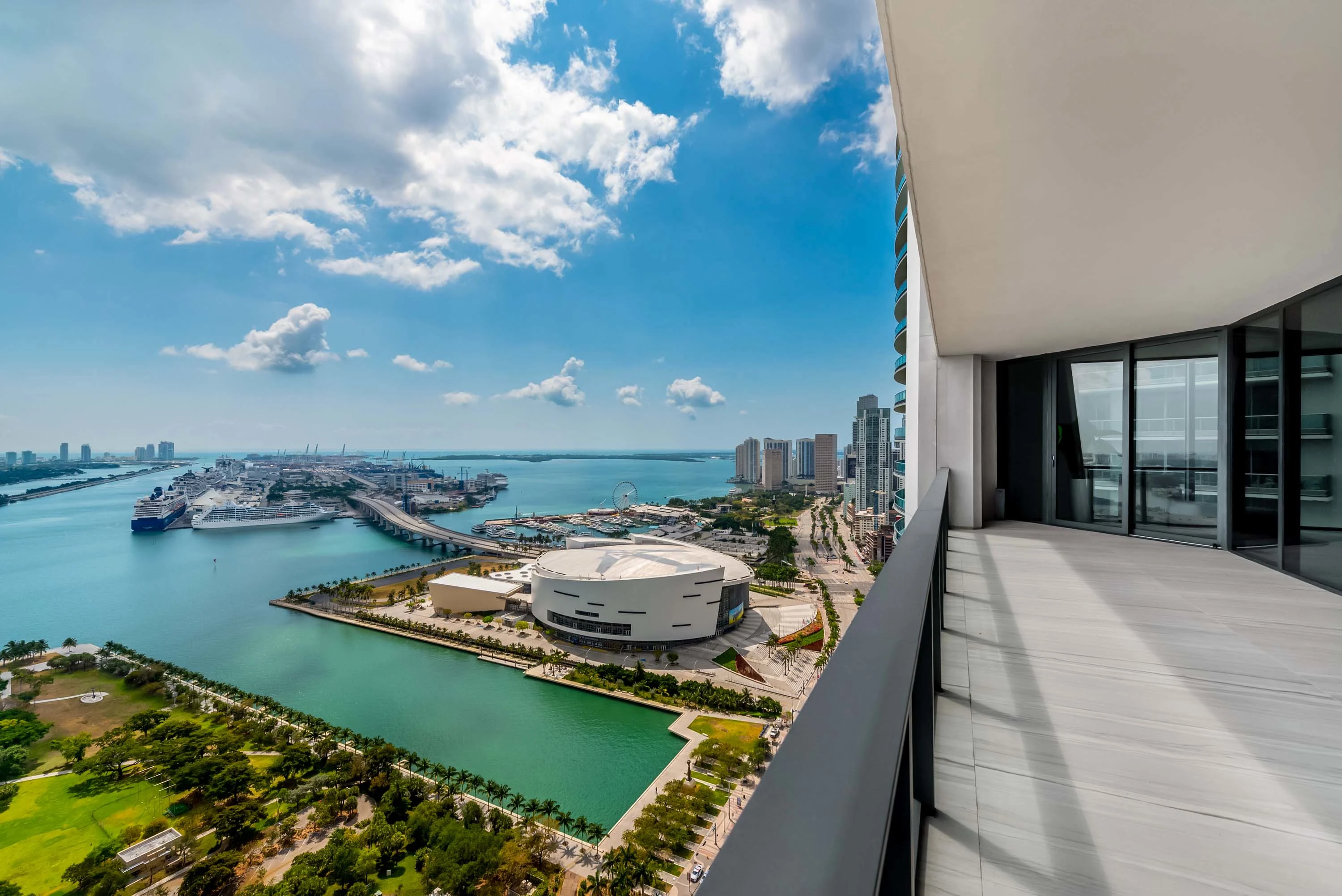 1000 Biscayne Boulevard, Unit 3601, One Thousand Museum, Miami, Florida 33132 - 1000-biscayne-boulevard-unit-3601-miami-florida08_v4thoe