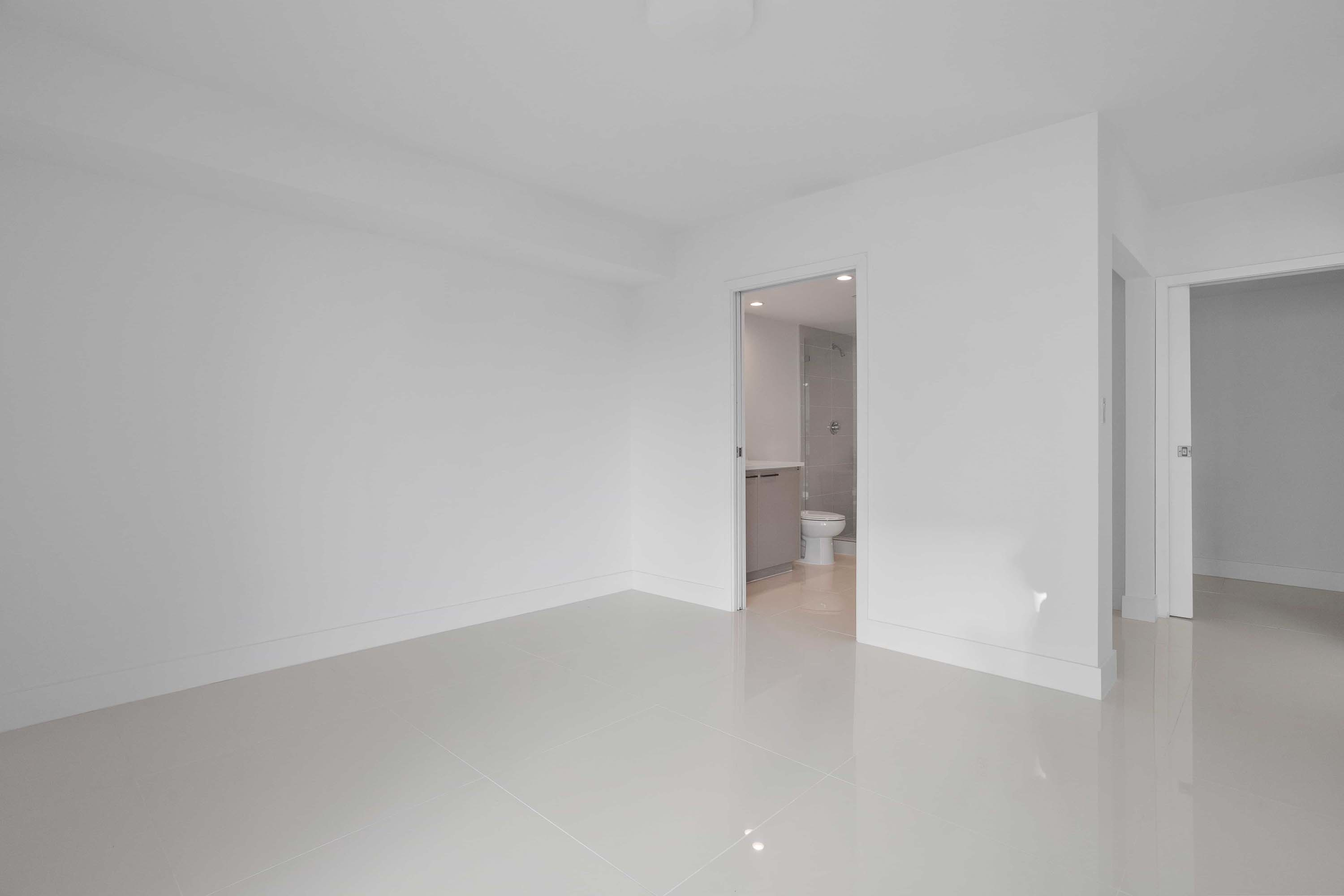 20 Unit 402 1150 101st Street - Luxury Real Estate - Concierge Auctions