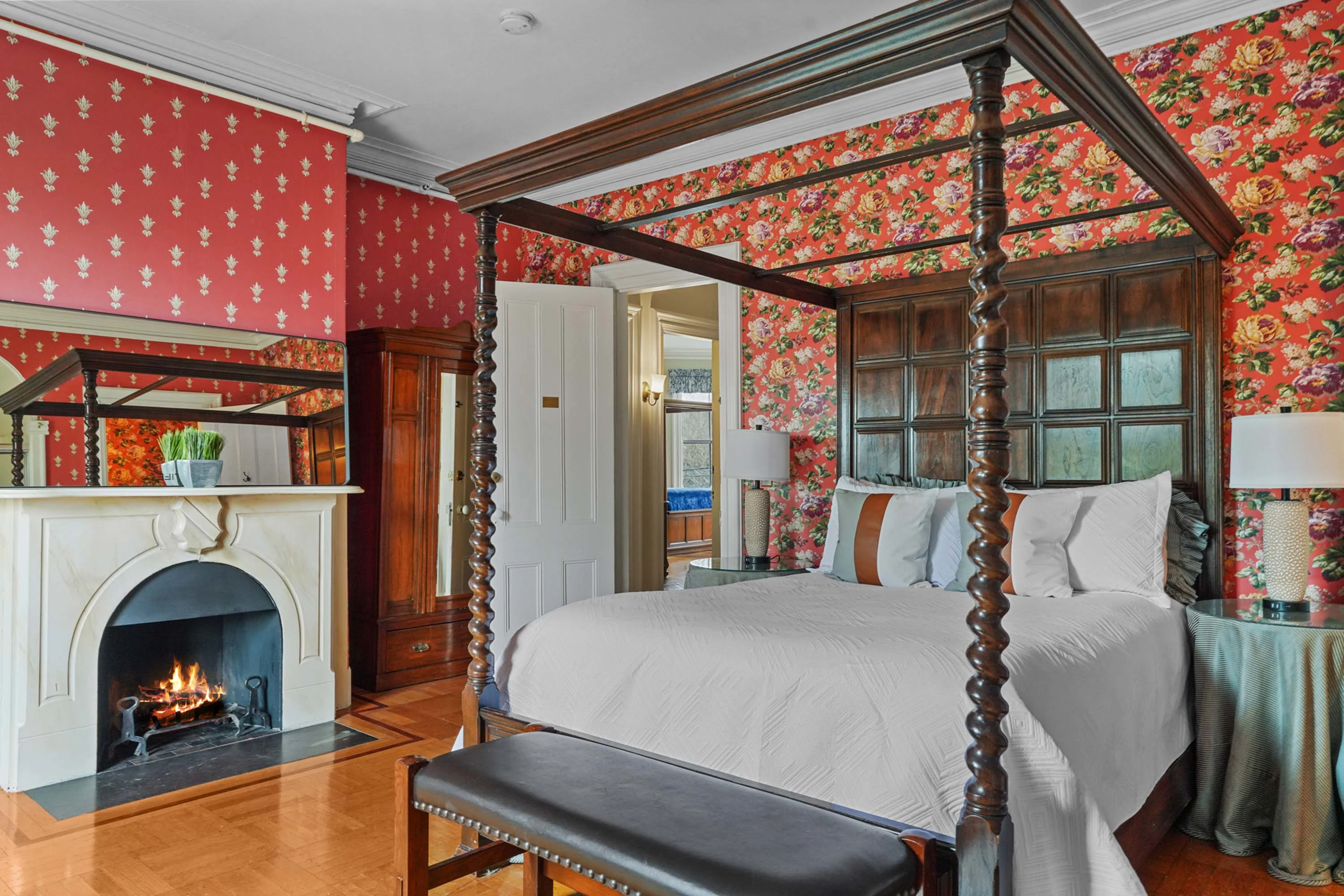43 Old Beach Road, Newport, Rhode Island 02840 - 28_43_Old_Beach_Rd_Newport_RI_vte96l