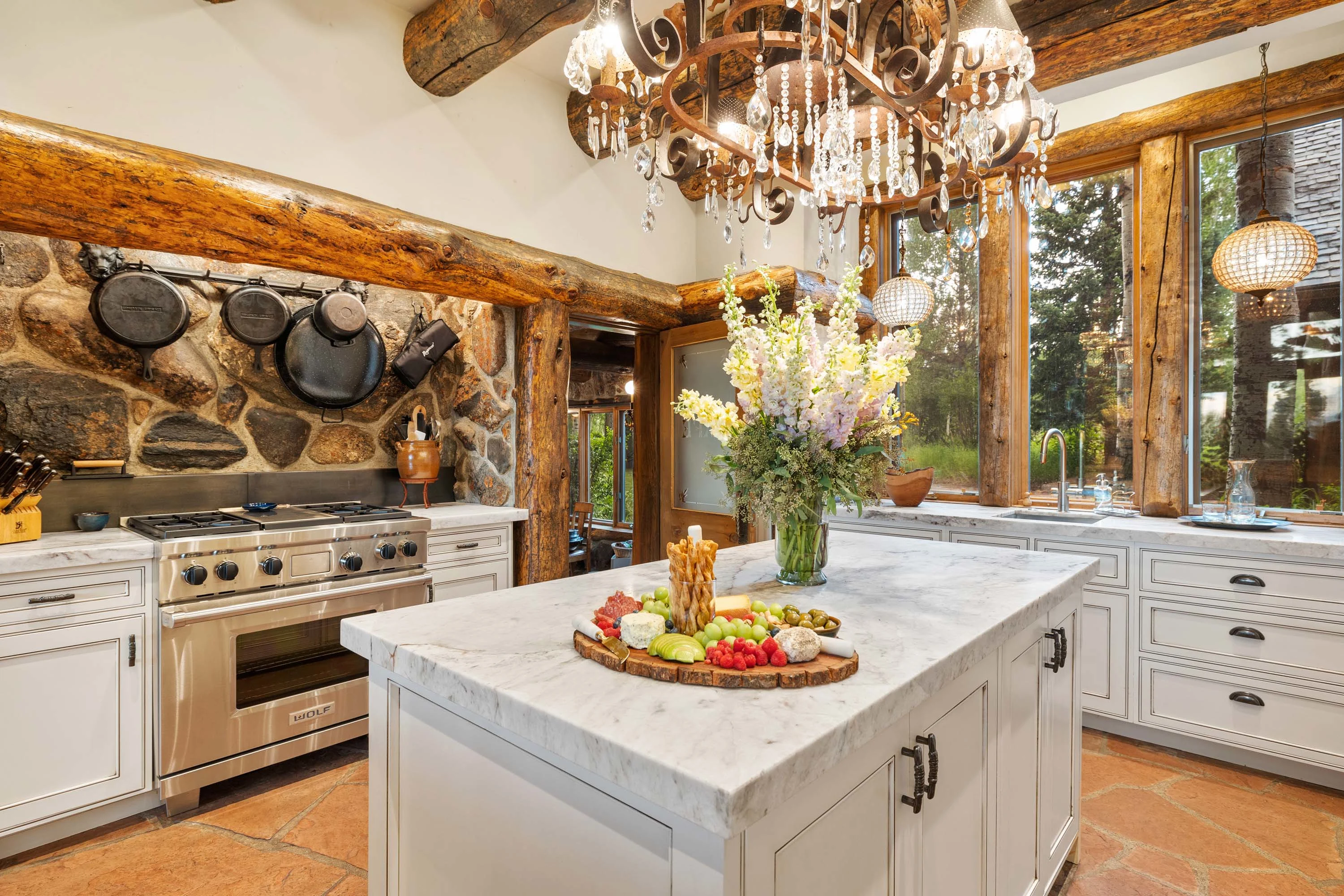 Singing Trees | 3355 South Fall Creek Road, Wilson, Jackson Hole Area, Wyoming 83014 - 10_-_5_-_Kitchen_2_llckm6