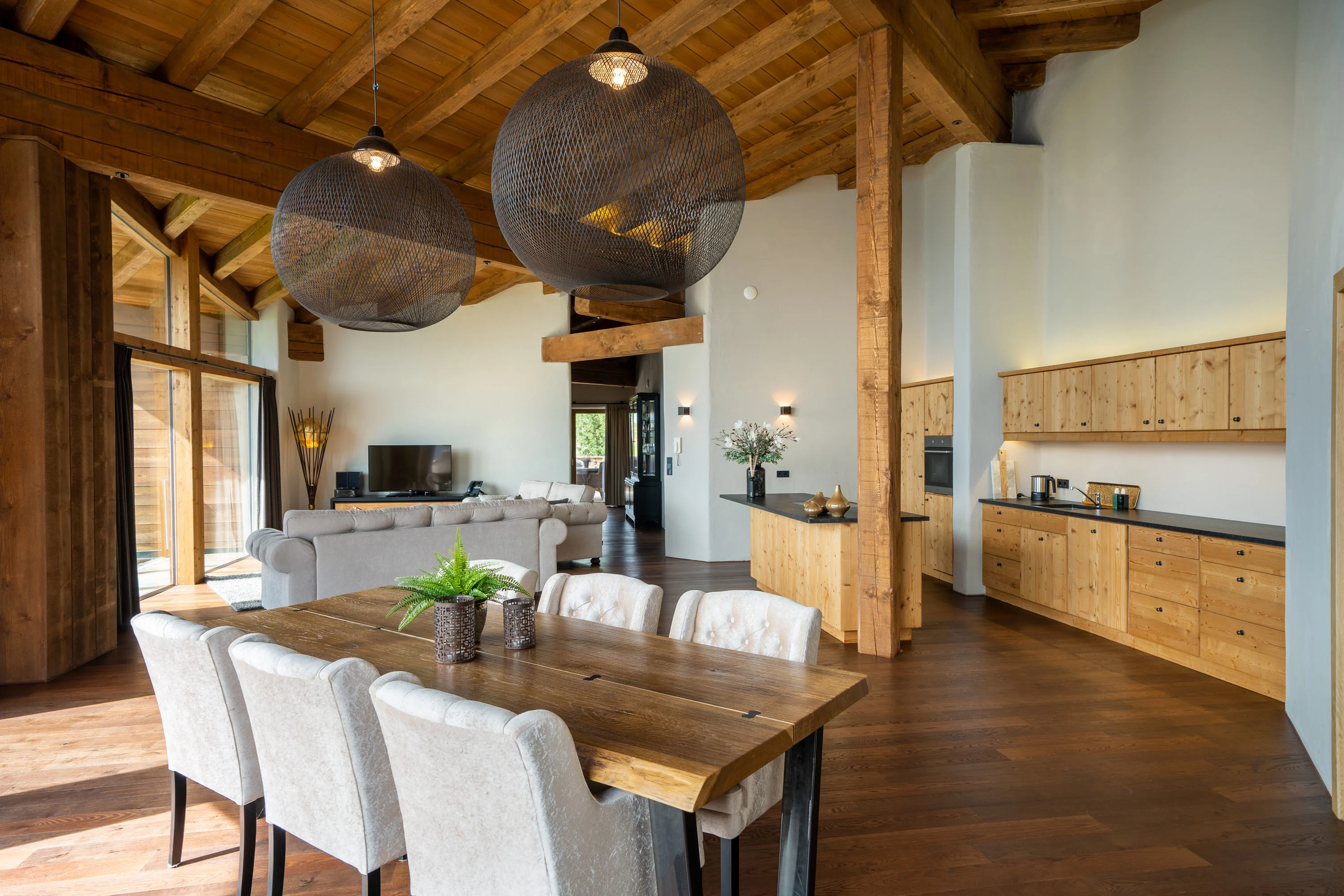 Luxury Mountain Chalet, Seefeld, Austrian Alps, Tirol , Austria - luxury-mountain-chalet-tirol-seefeld-austria05_pz7c0z