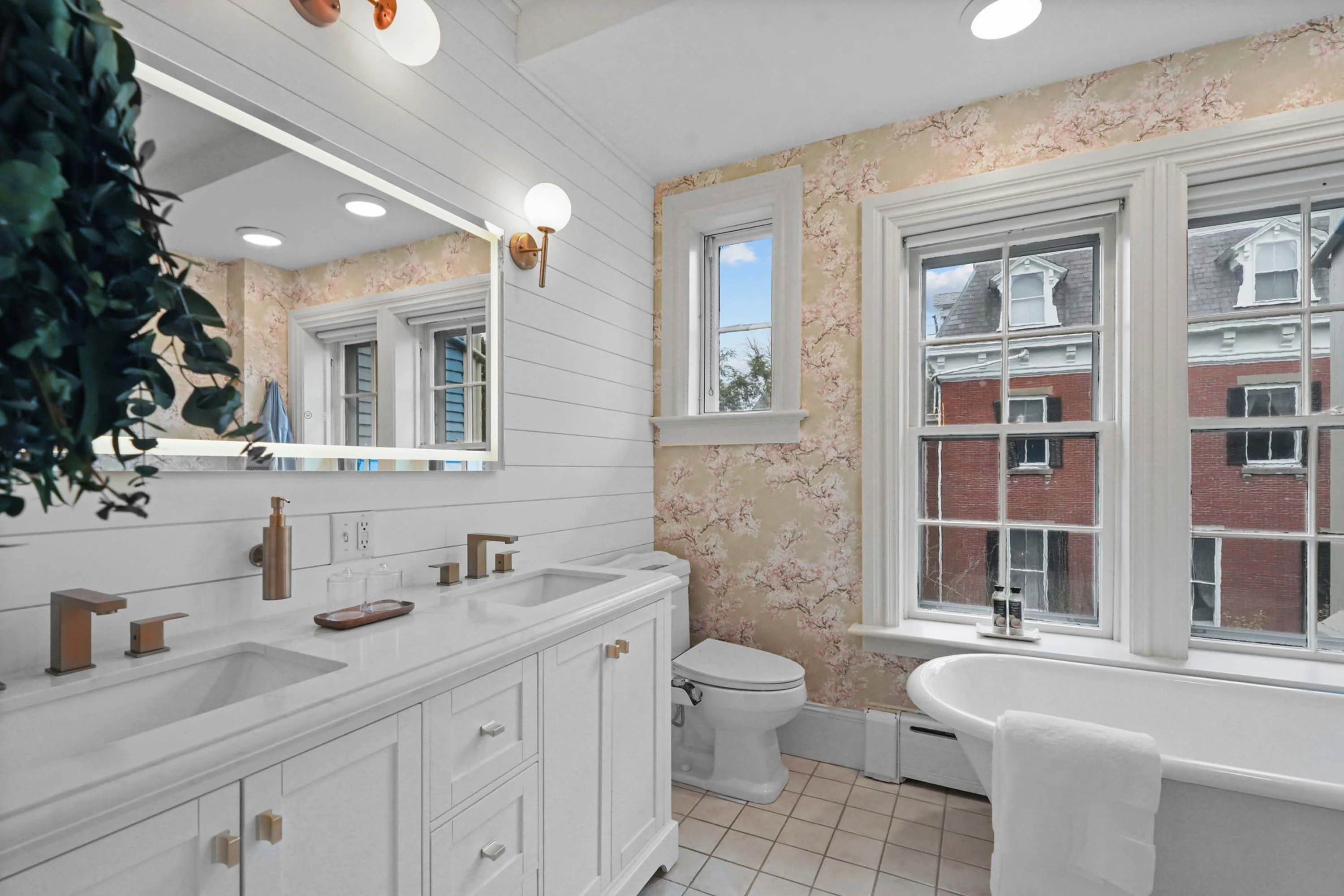 43 Old Beach Road, Newport, Rhode Island 02840 - 29_43_Old_Beach_Rd_Newport_RI_b17637