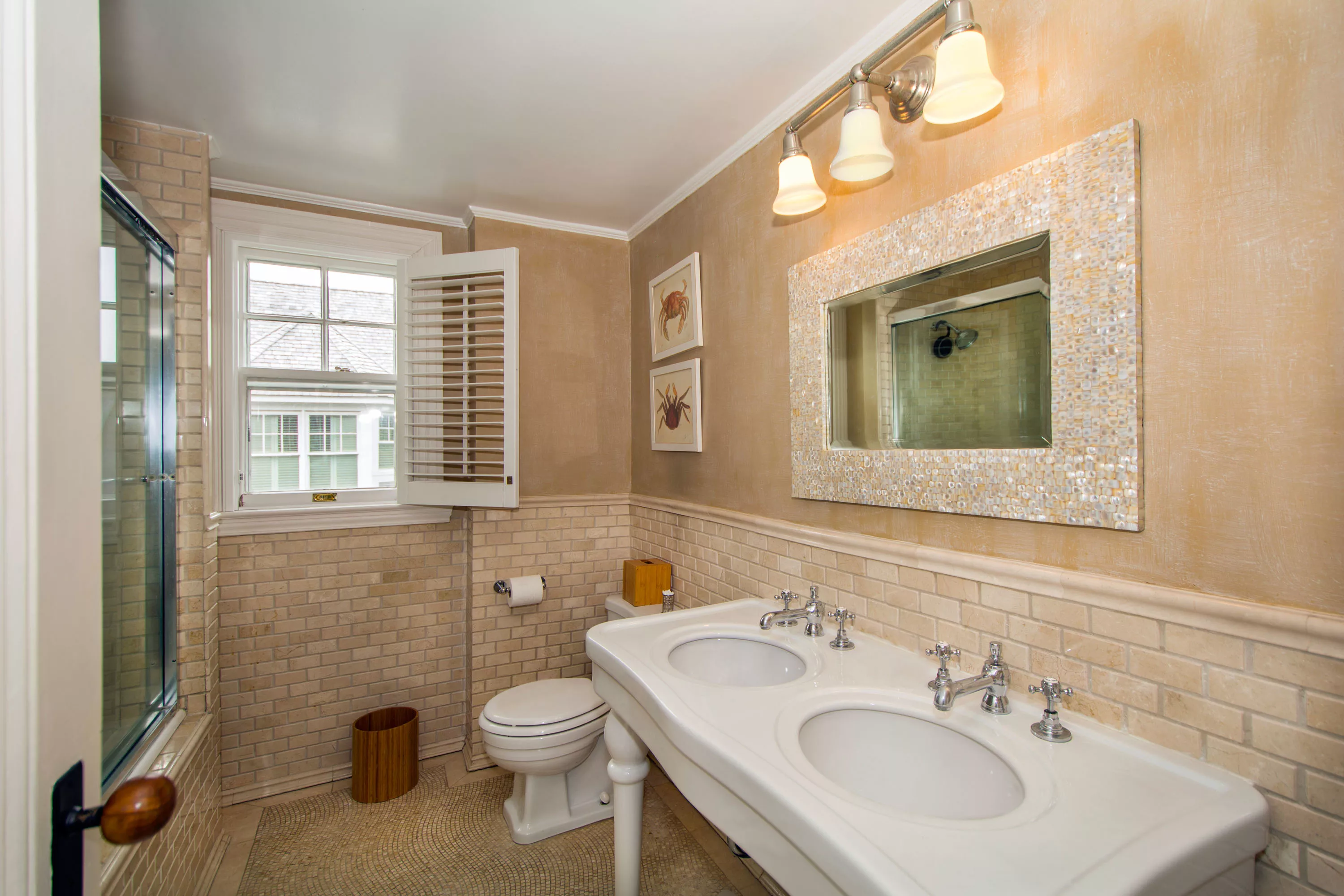 14 Halsey Ave, Westhampton Beach, New York 11978 - 14-halsey-ave-westhampton-beach-ny-20-13-14-52-5252_cpr1kb