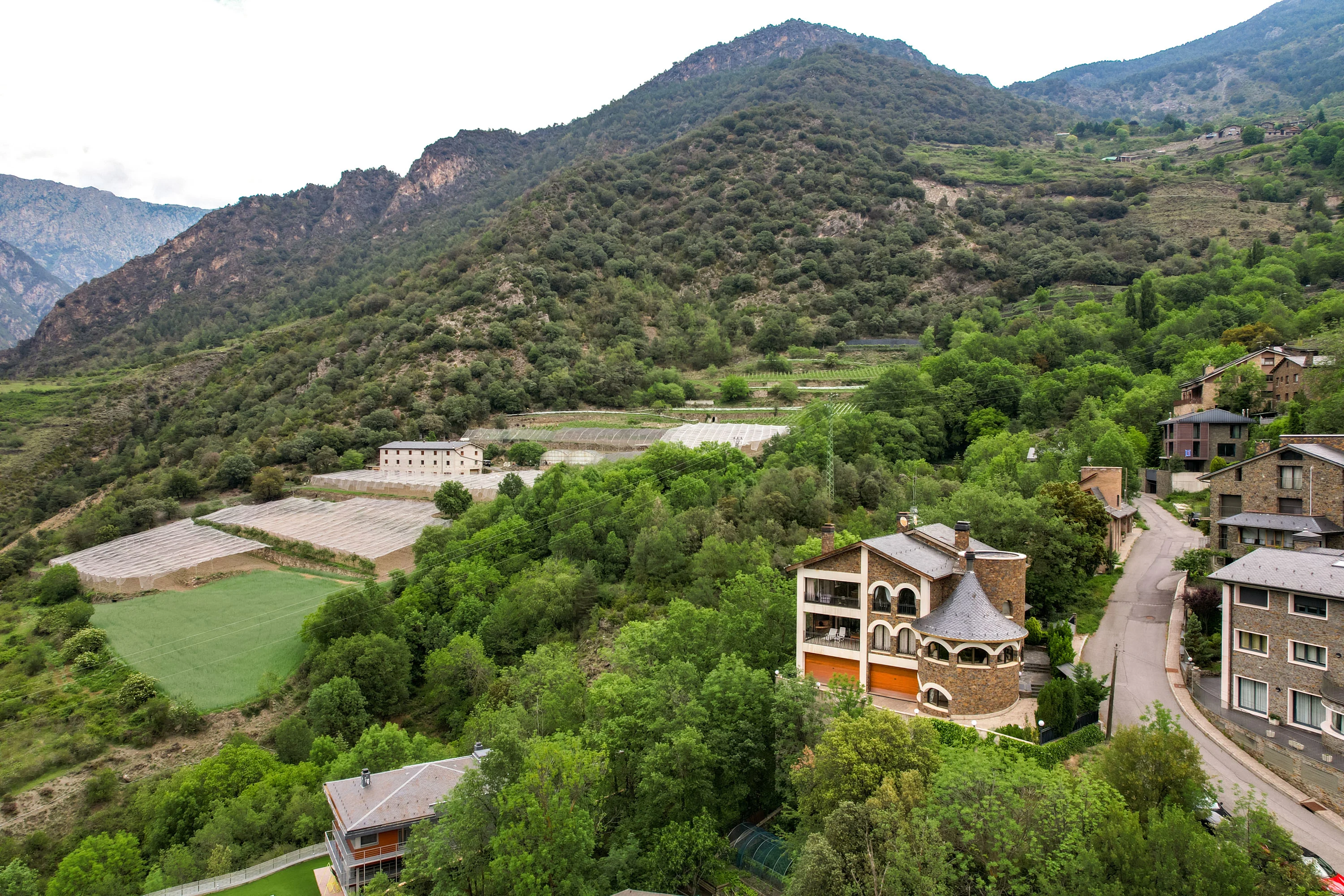 Casa Comprar, Luxury Mountain Chalet, The Pyrenees, Sant Julià De Lòria , Andorra - casa-comprar-xalet-canolich-sant-julia-de-loria-nagol-andorra32_ubpdjq
