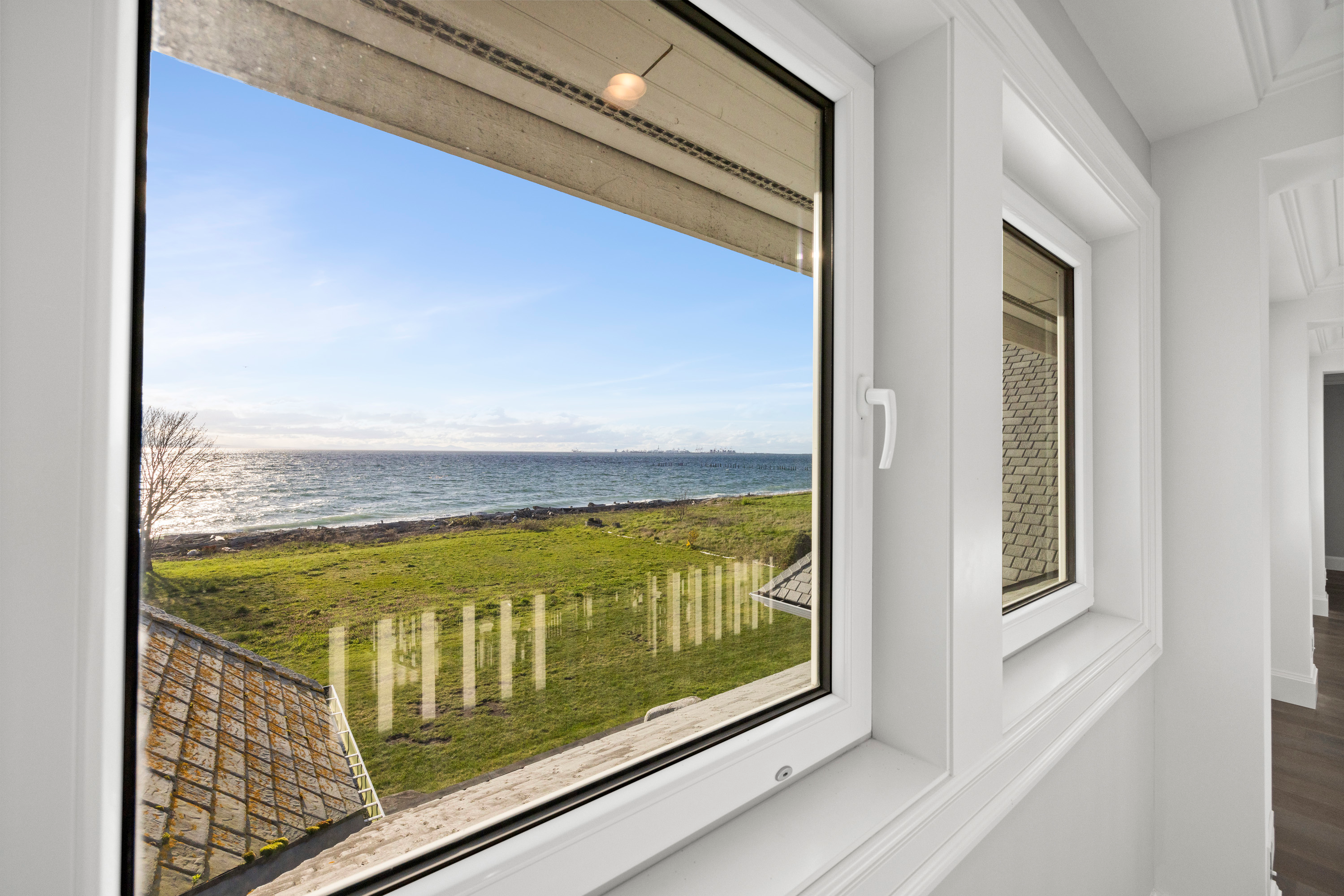 026 581 Marine Drive, Point Roberts, WA
