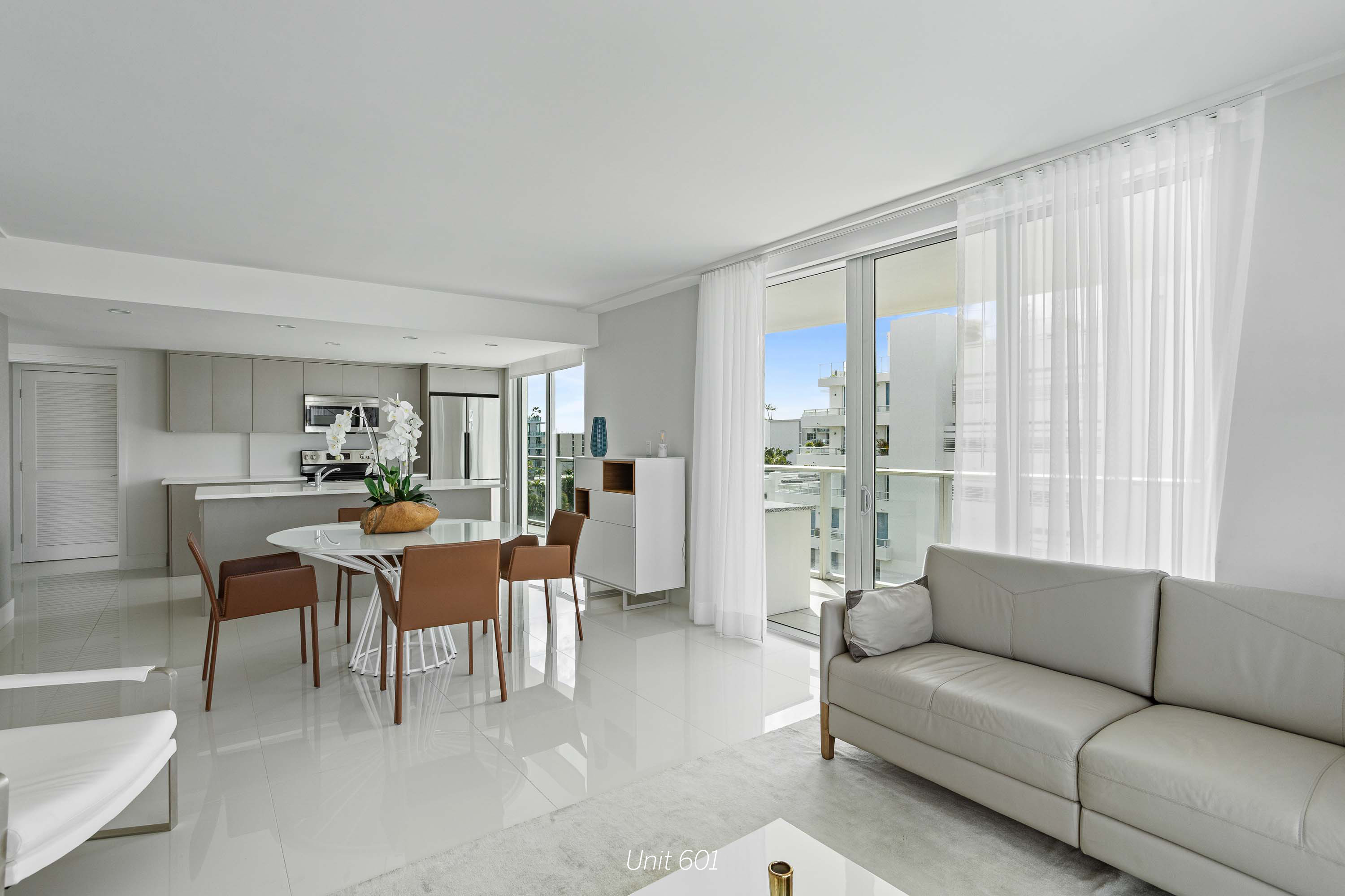 20 Unit 601 Luxury Real Estate Concierge Auctions