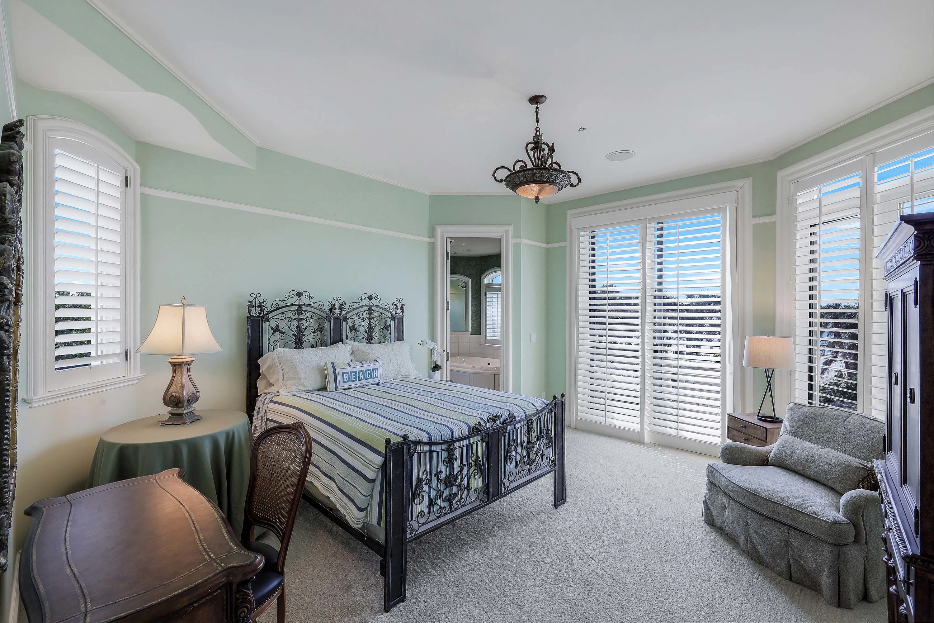 7425 Bay Colony Drive, Naples, Florida 34108 - 25_-_7425_Bay_Colony_Dr_Naples_FL_34108_40_a0xymz