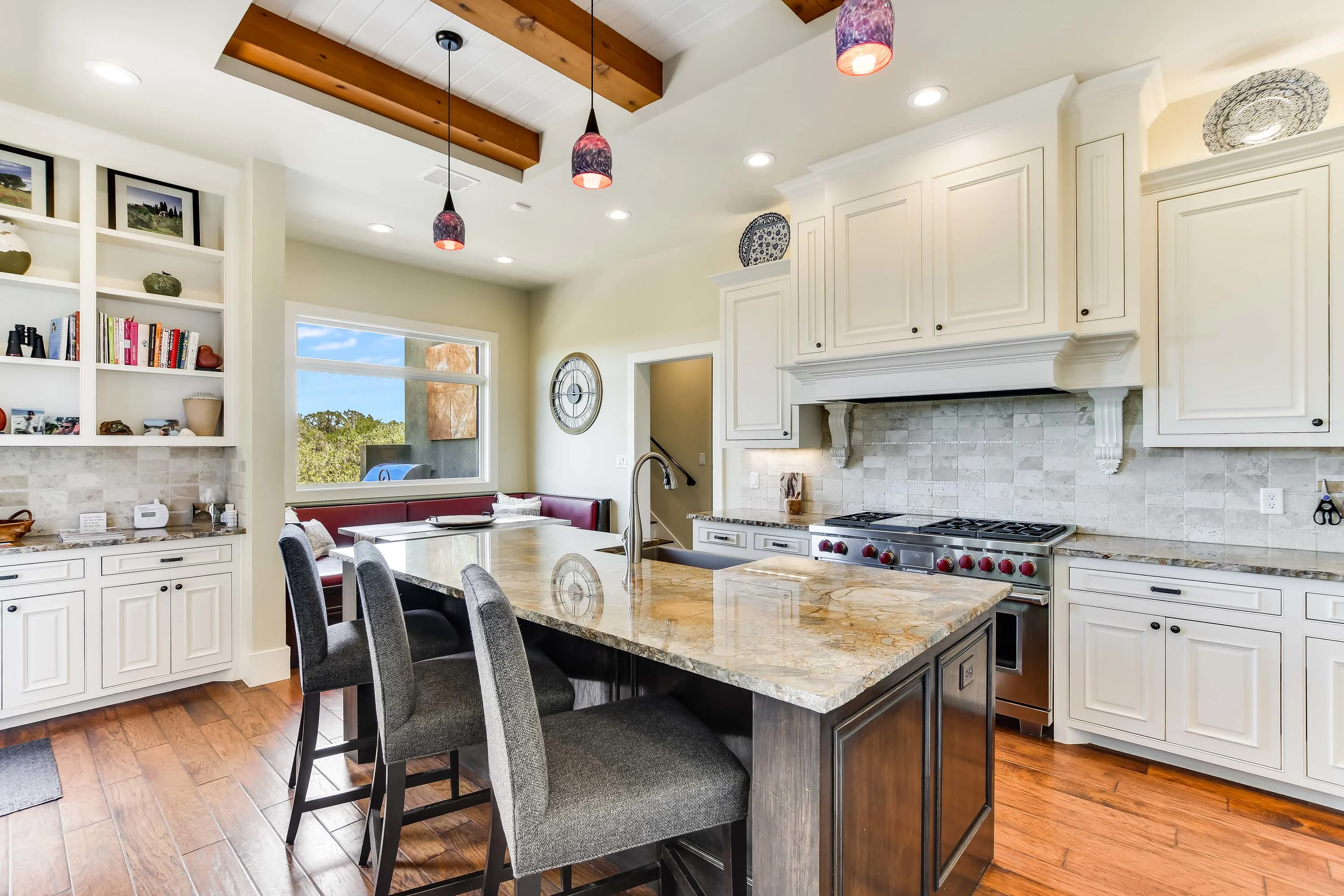 400 Hillview Road, Wimberley, Texas 78676 - 11_400_Hillview_Road_vxahxi