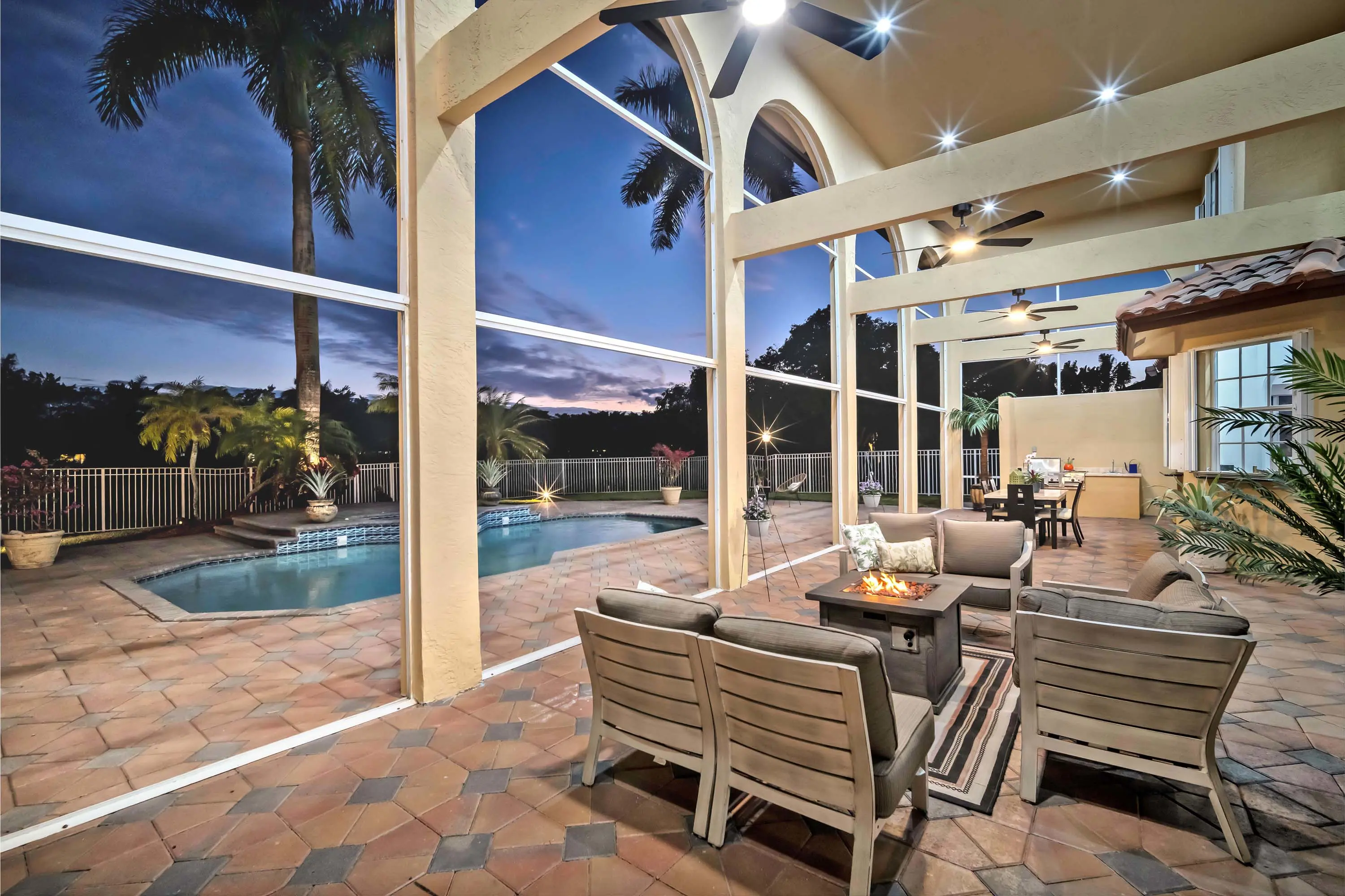 21 3855 Windmill Lake Road - Luxury Real Estate - Concierge Auctions