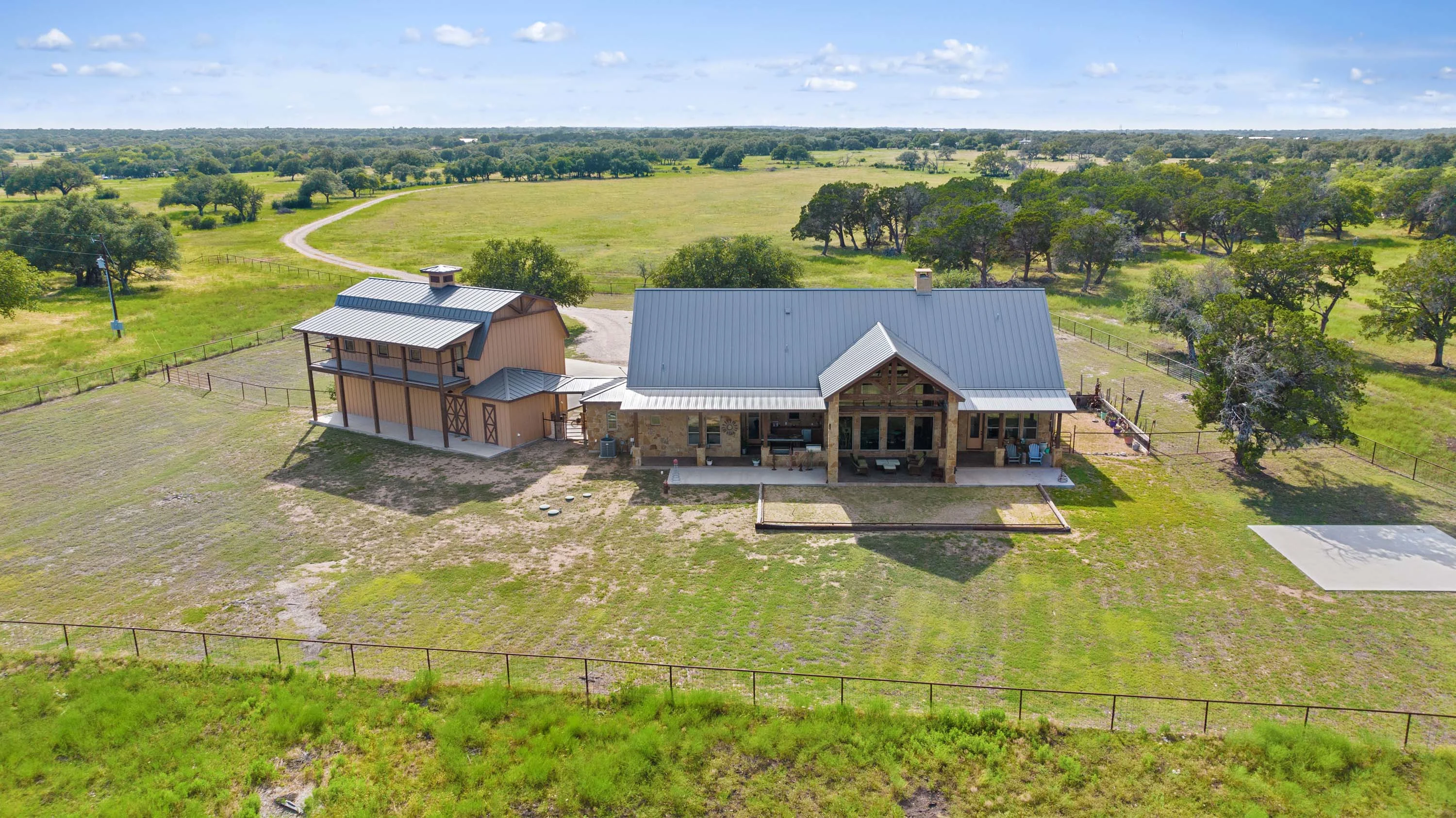 2006 Country Road 112, Burnet, Hill Country, Texas 78611 - 03_2006_CR_112_qhlshi