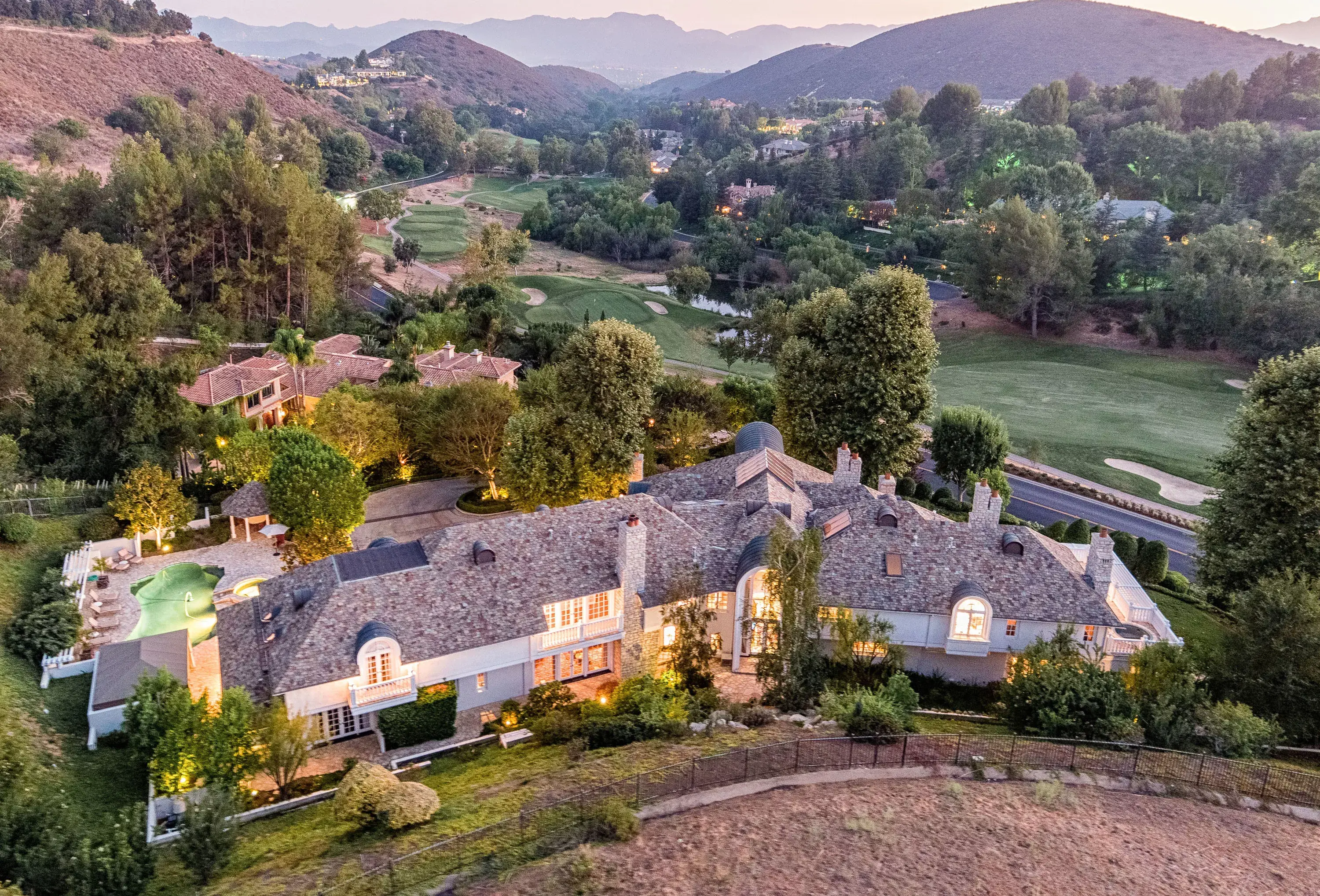 1064 Lakeview Canyon Road, Westlake Village, California 91362 - 1064-lakeview-canyon-road-westlake-village-california01_j1hxu1