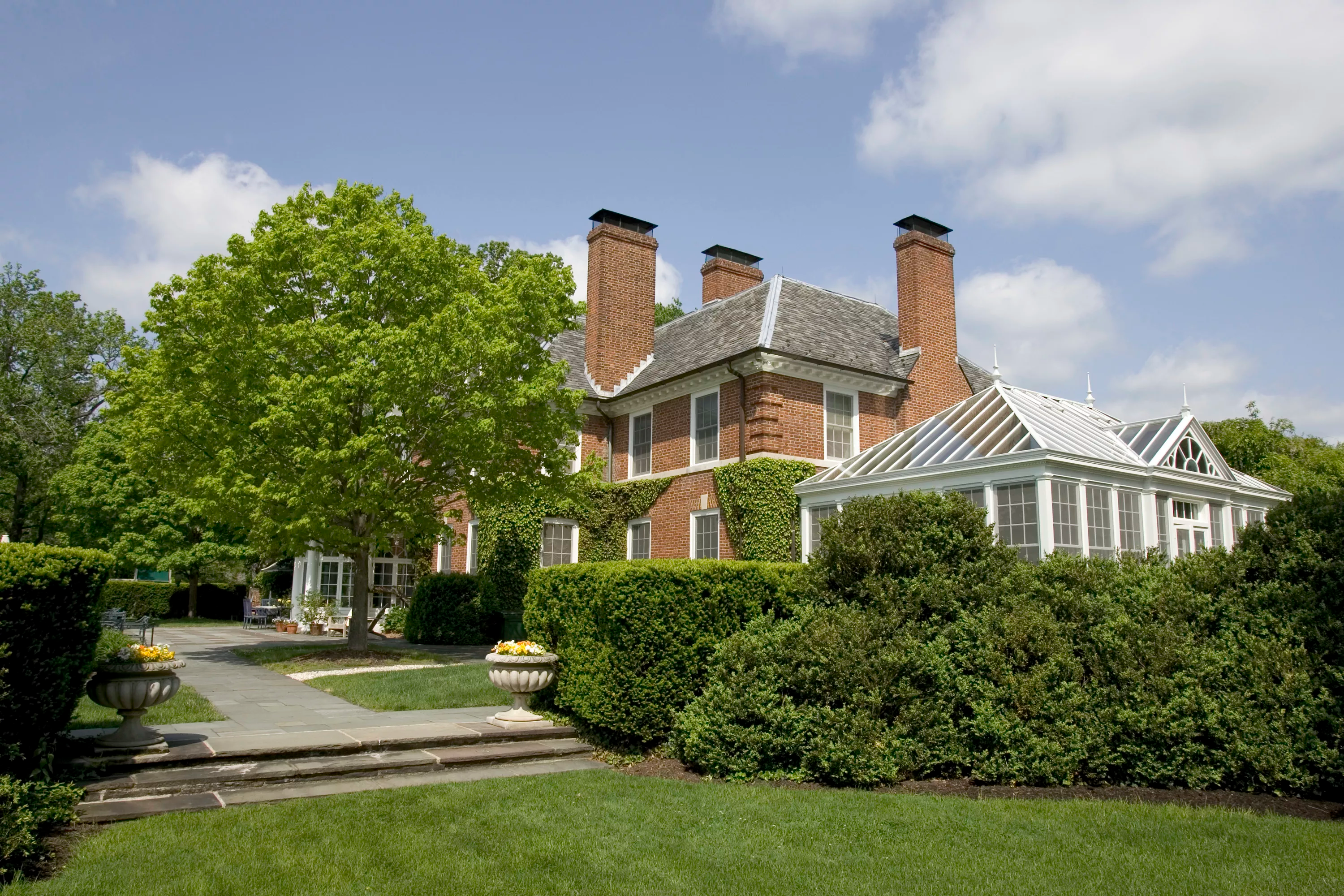 300 Pretty Brook Road, Princeton, New Jersey 08540 - pretty-brook-house-300-pretty-brook-road-luxury-real-estate-40_fw9a5x