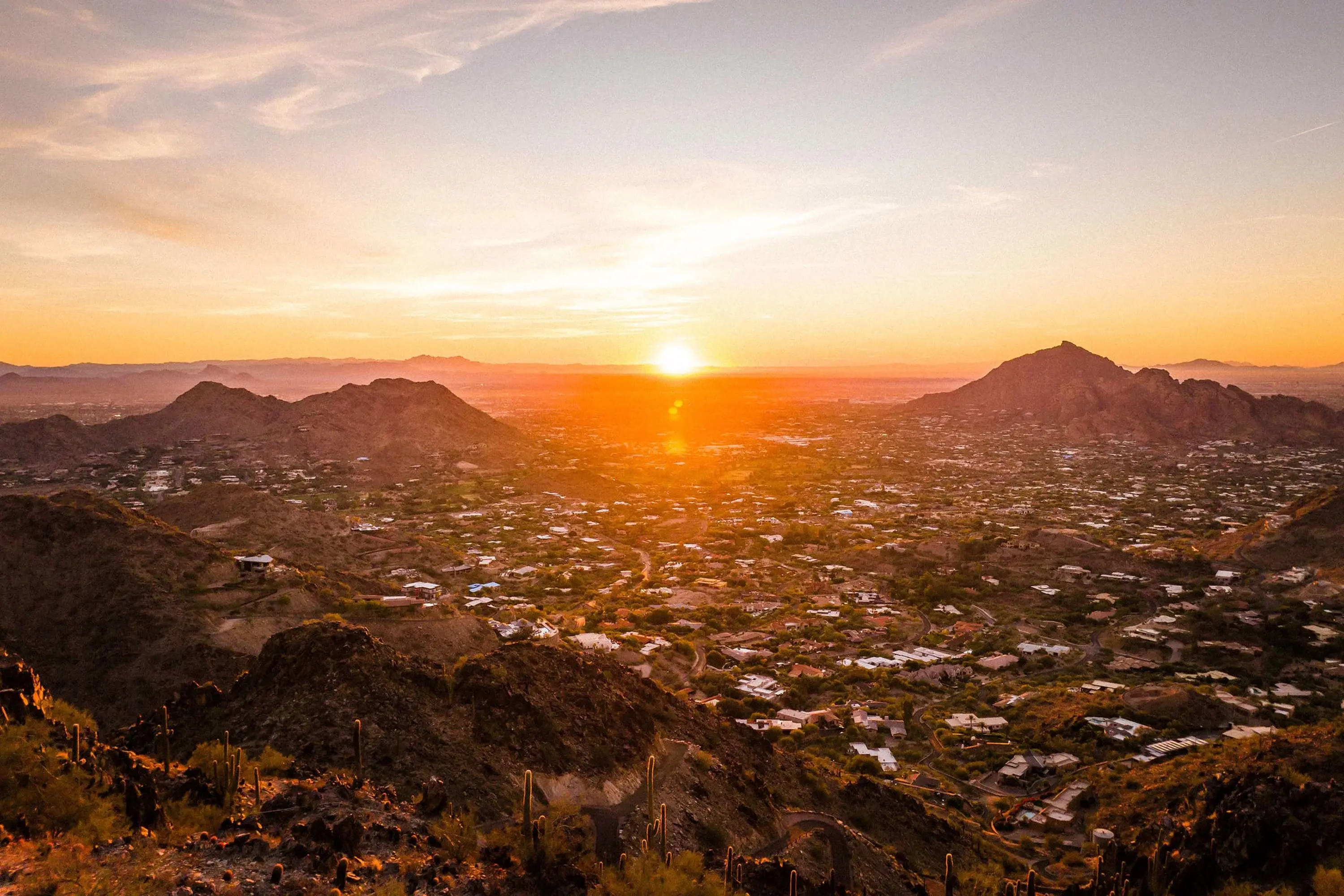 Saddleridge | 7620 (Lot 202) & 7540 (Lot 205) North Red Ledge Drive, Paradise Valley, Phoenix Area, Arizona 85253 - 2_-_Serenity_Heights_Views_1_nuisdo