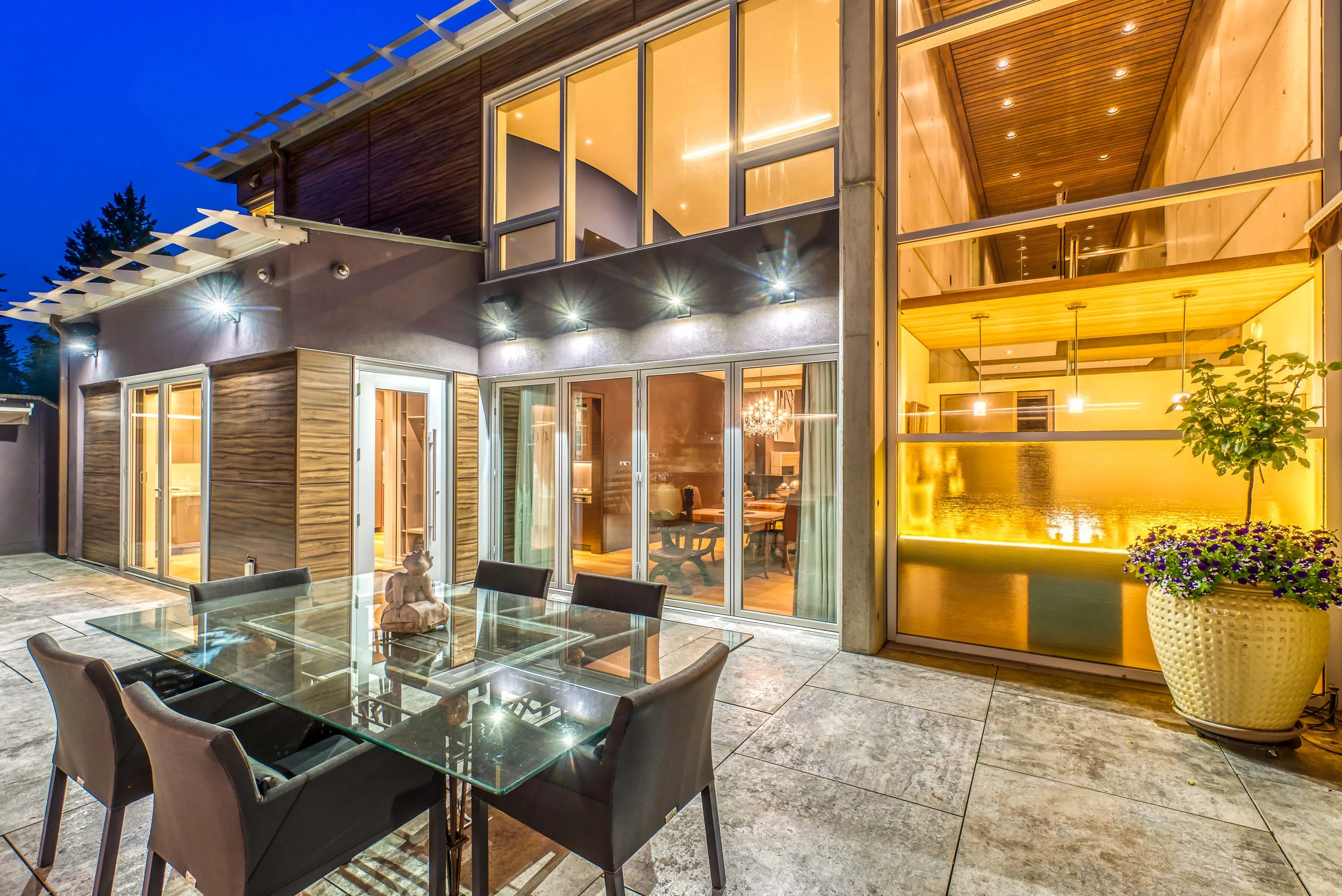 2906 Marquette Street Southwest, Calgary, Alberta T2T 3E3, Canada - 2906-marquette-street-southwest-calgary-alberta-canada71_gfdr7a