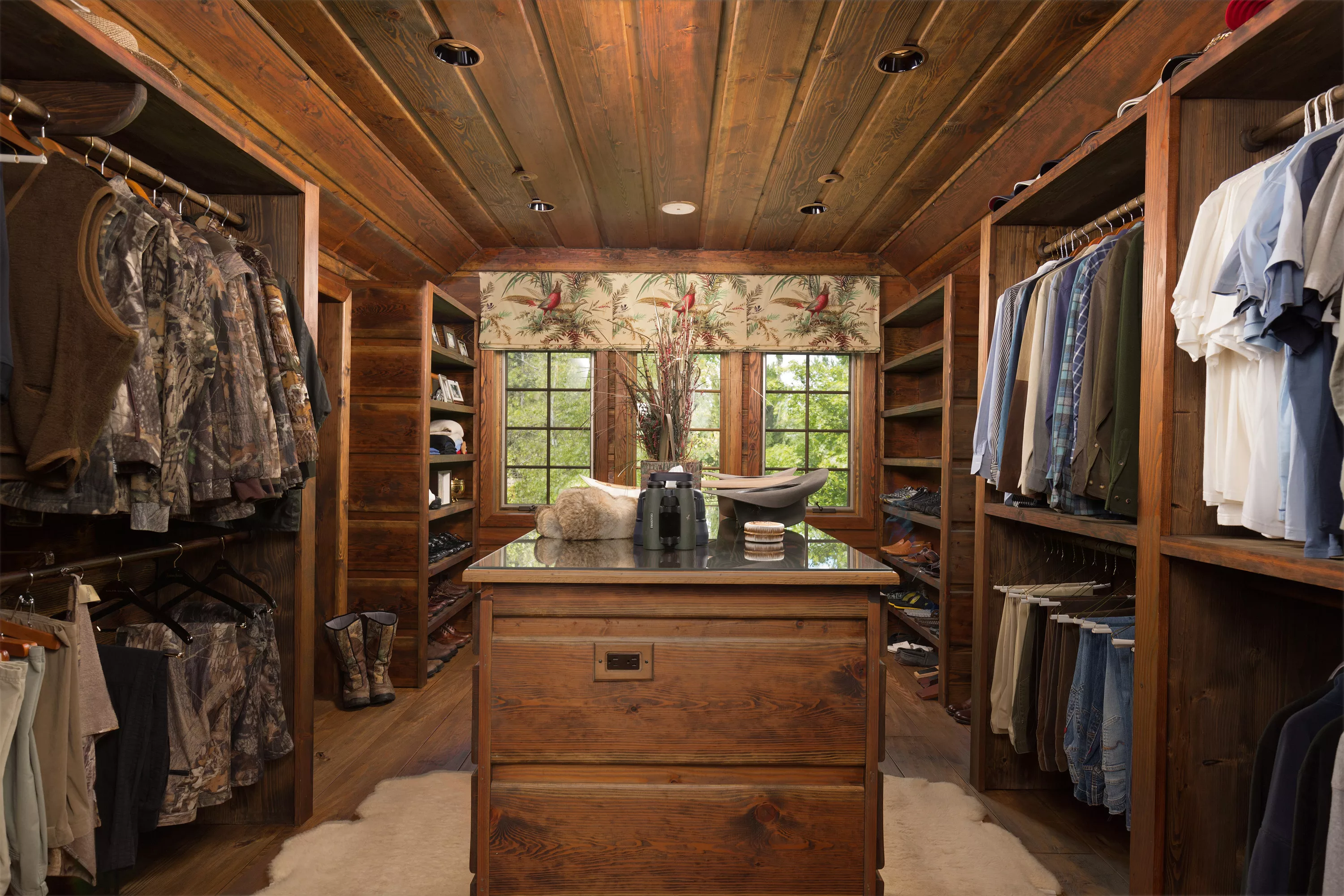 2665 Short Road, Lupton, Michigan 48635 - valhalla-lodge-northern-michigan-luxury-real-estate-18_lpr5dl