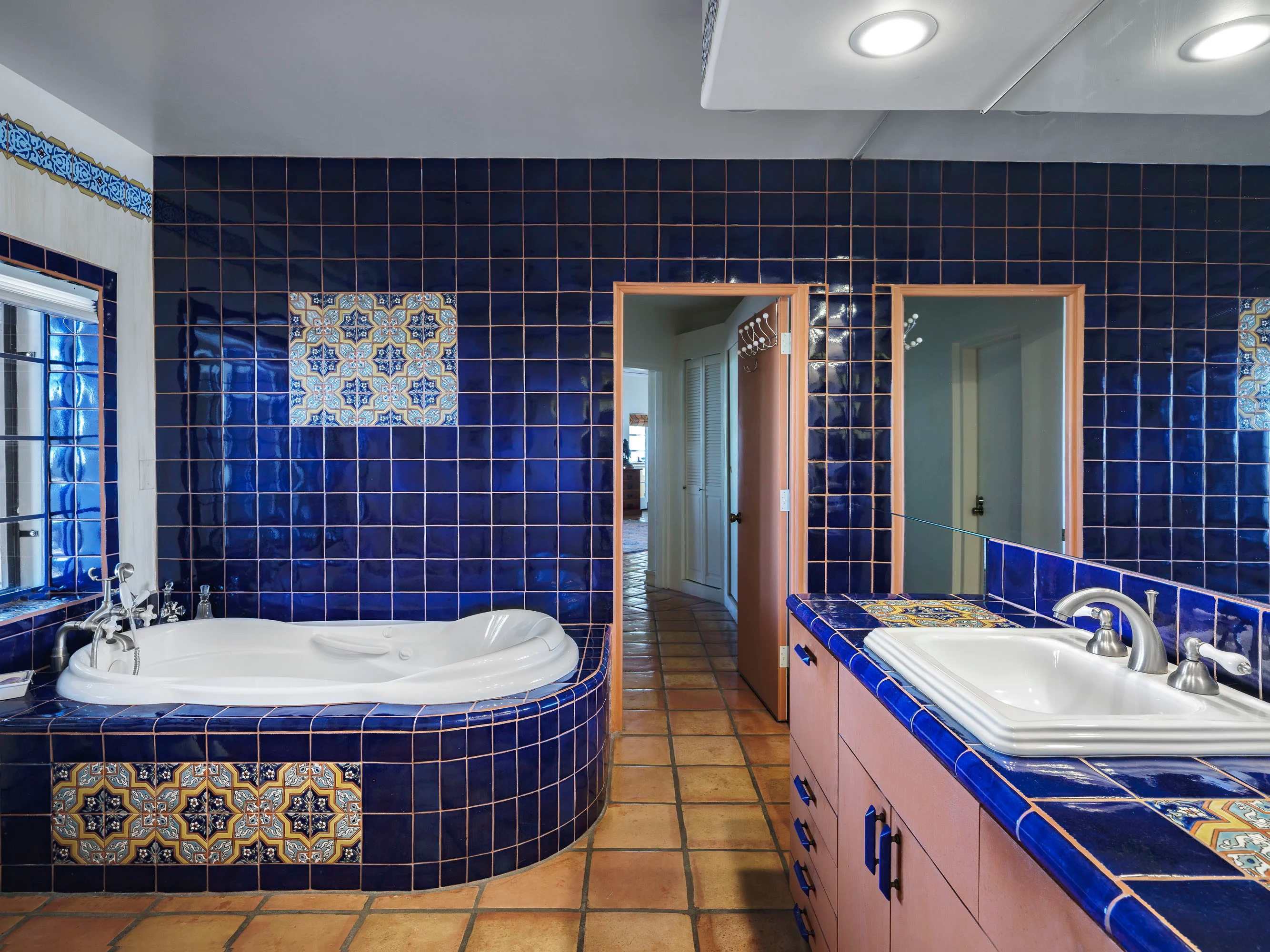 5201 North Hacienda Del Sol Road, Tucson, Arizona 85718 - Eleven_Arches_31_hnp03a