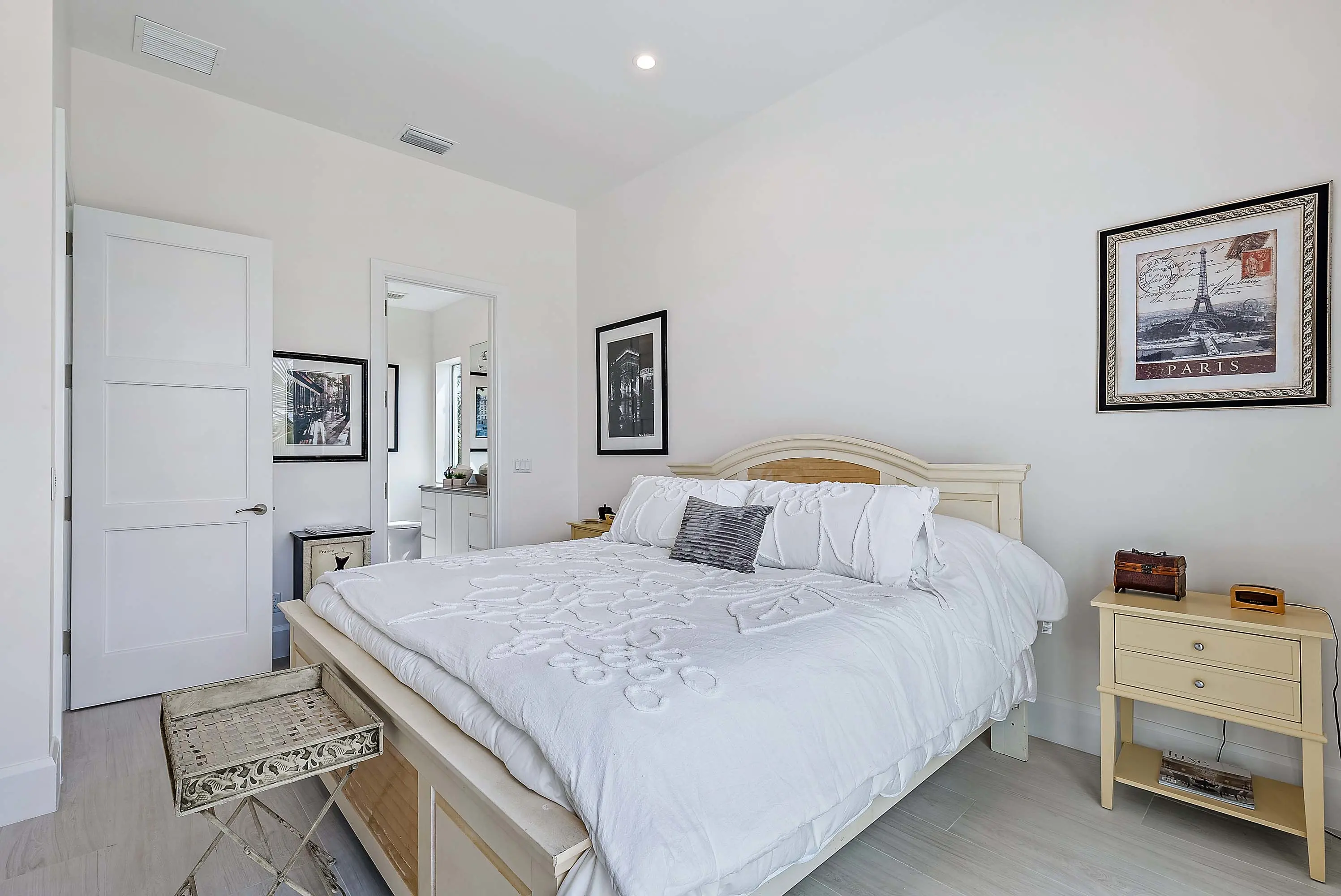 26 7916 South Ocean Drive - Luxury Real Estate - Concierge Auctions