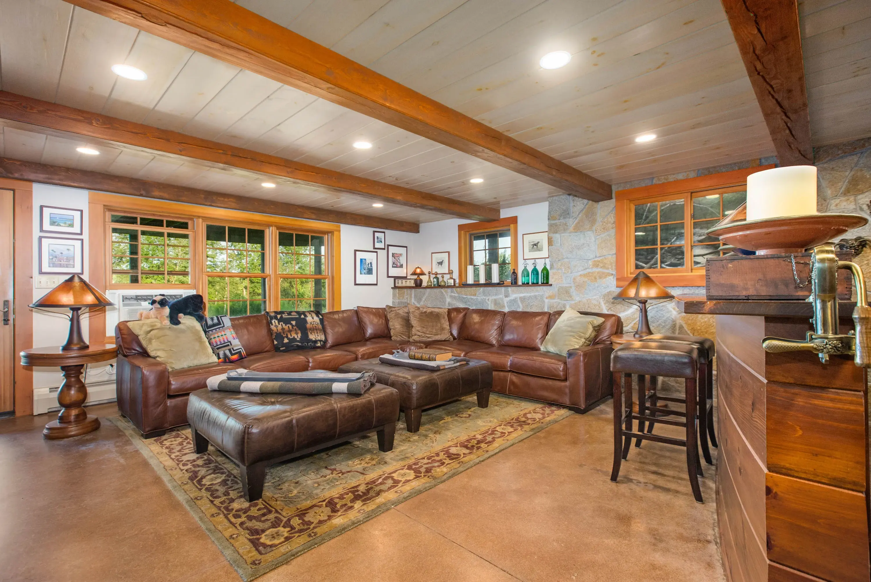 Black Dog Farm, 593 Lear Hill Rd, Dartmouth - Lake Sunapee Region, New Hampshire 03773 Matterport Tour