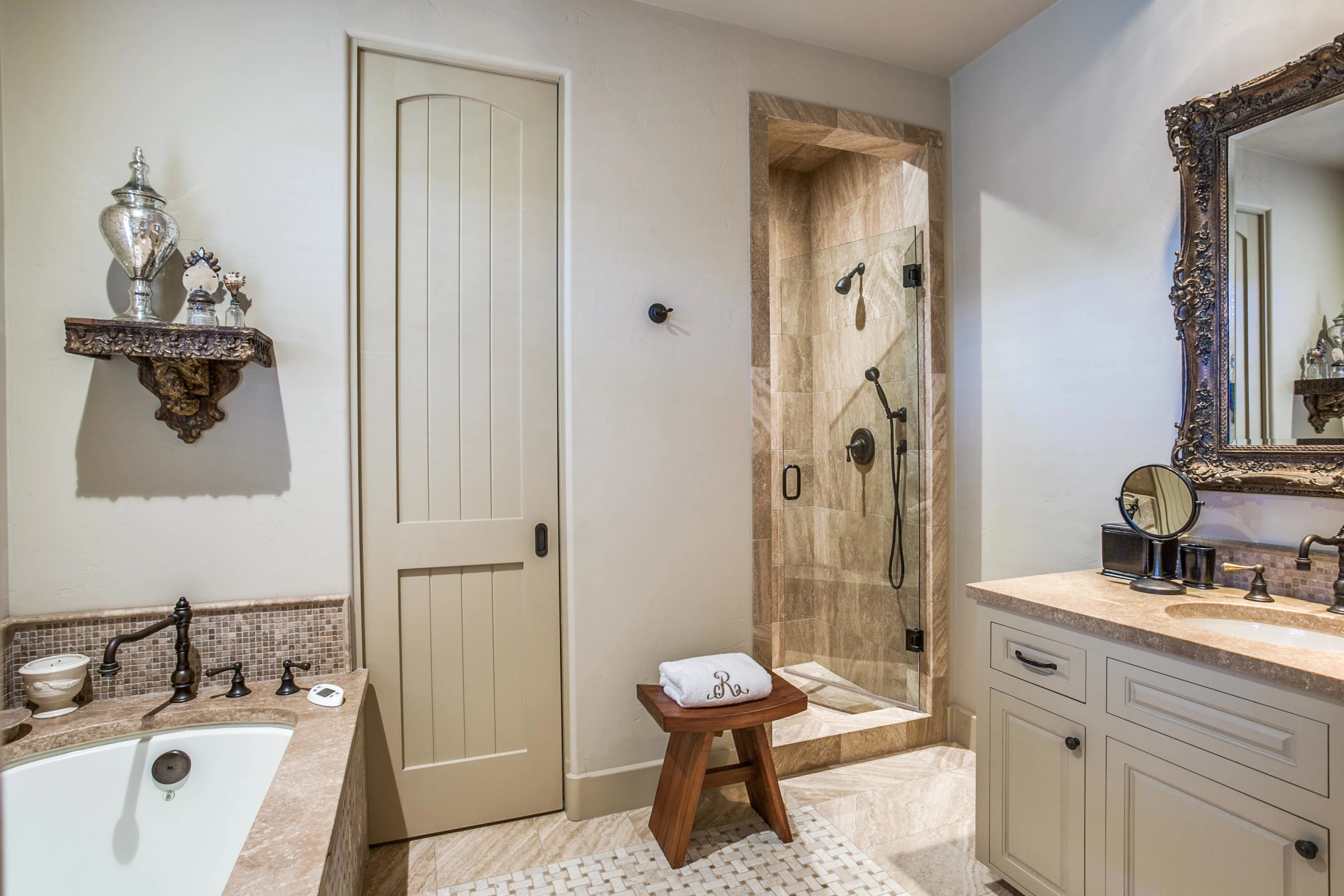 2505 Welborn Street, Turtle Creek, Dallas, Texas 75219 - 2505-welborn-street-dallas-texas36_mwvect