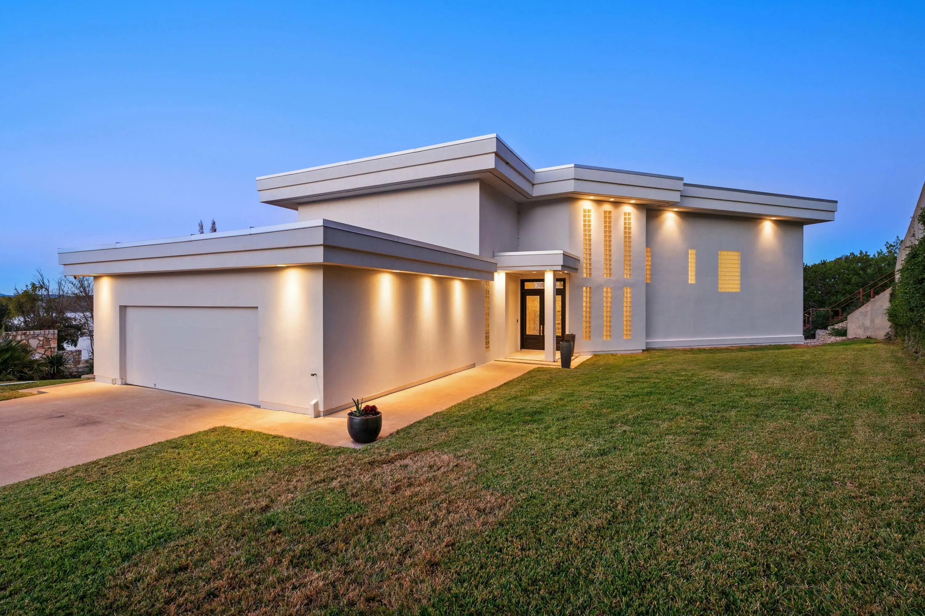 03 21808 Briarcliff Drive - Luxury Real Estate - Concierge Auctions