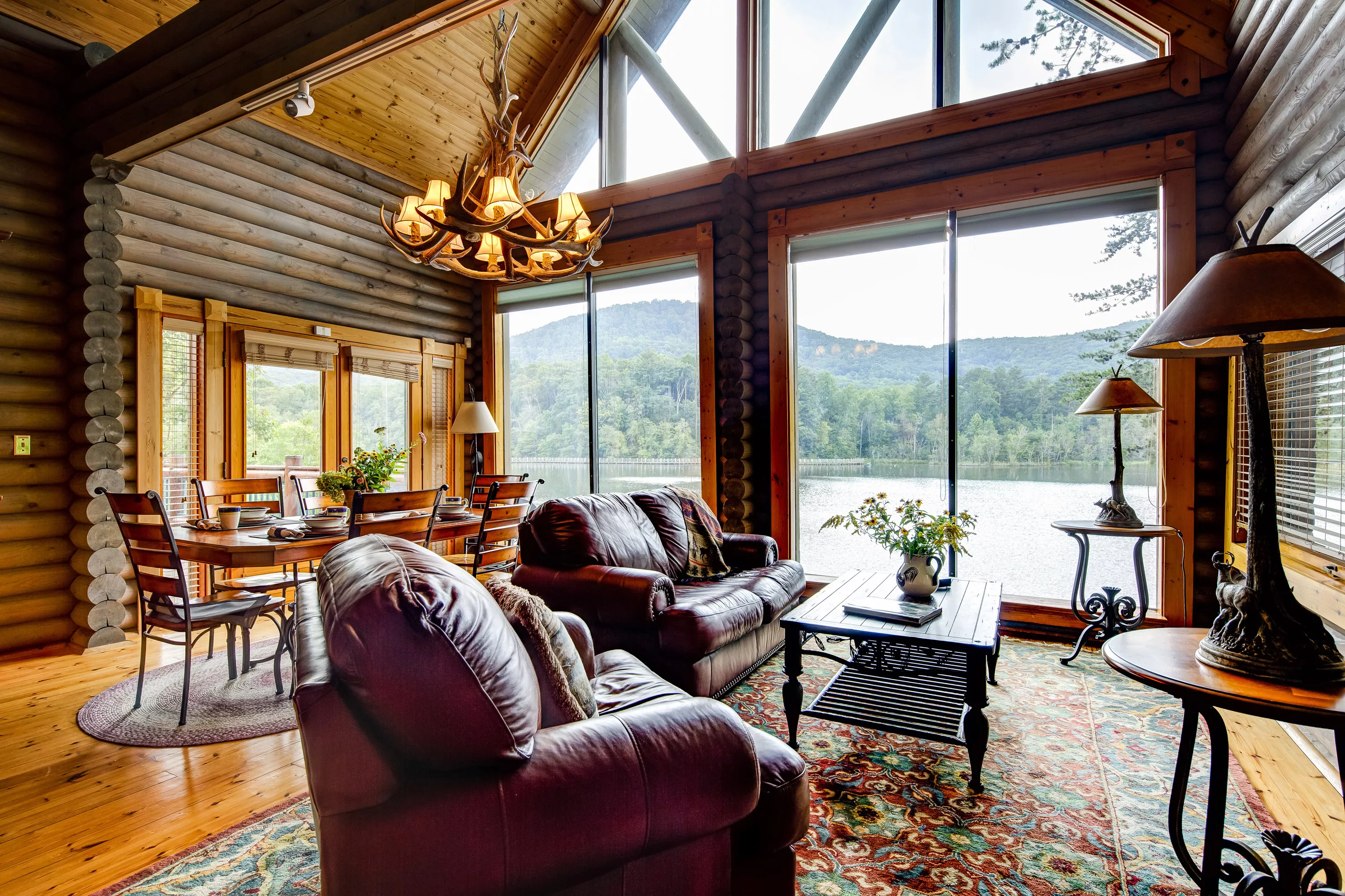 275 Kennemur Road, Historic Ellijay, Georgia 30536 - falling-waters-mountain-lodge-275-kennemur-rd-luxury-real-estate-9_rv4kcr