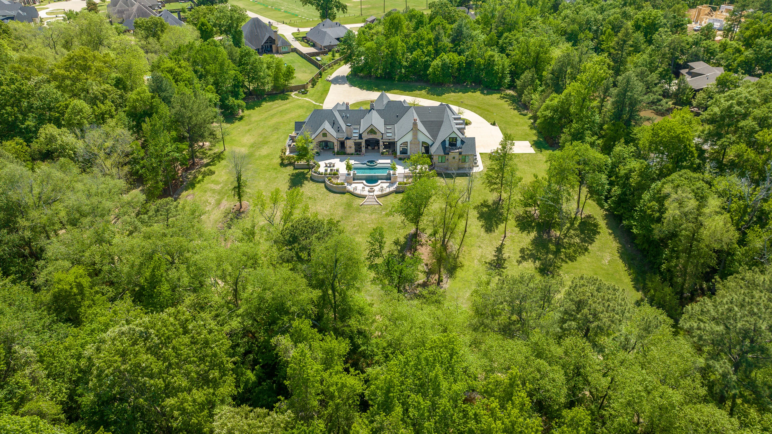 3710 Champions Ridge Lane, Longview, Texas 75605 - 3710_Champions_Ridge_Ln_38_nxcu3b