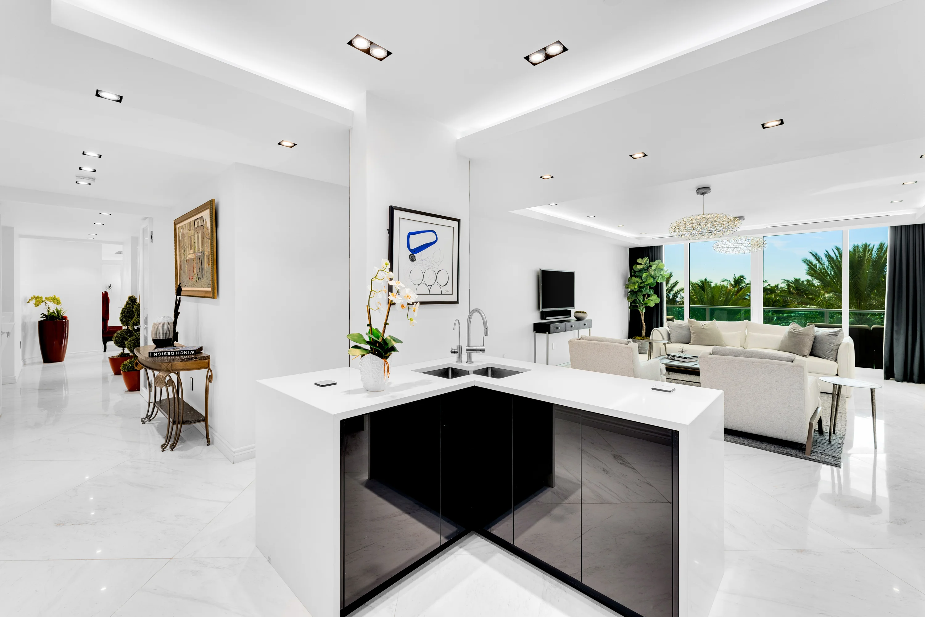 1455 Ocean Drive, Beach House 1, Miami Beach, Florida 33139 - 1455_Ocean_Dr_31_bco5ue