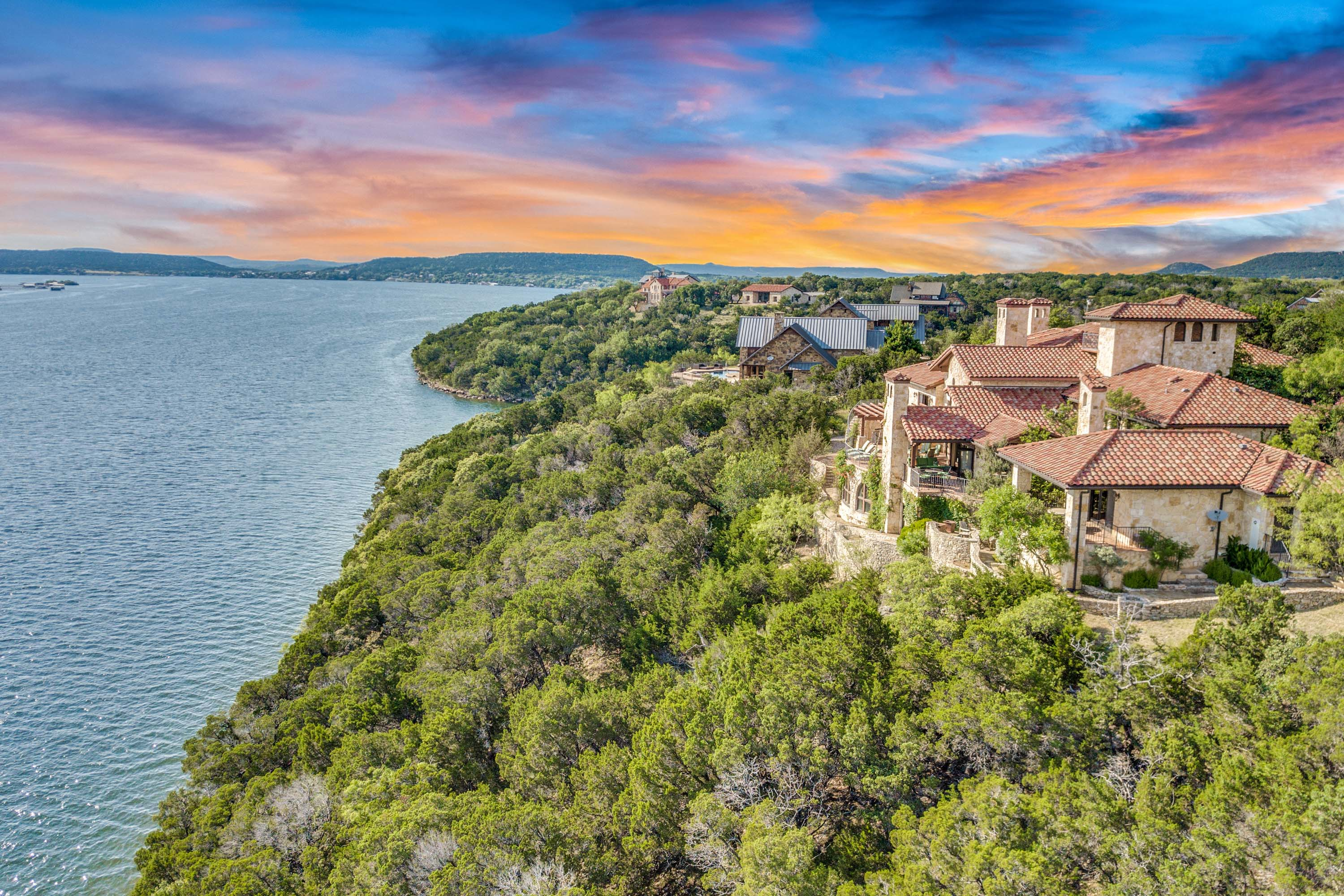 38 1011 Lakeview Point Drive - Luxury Real Estate - Concierge Auctions