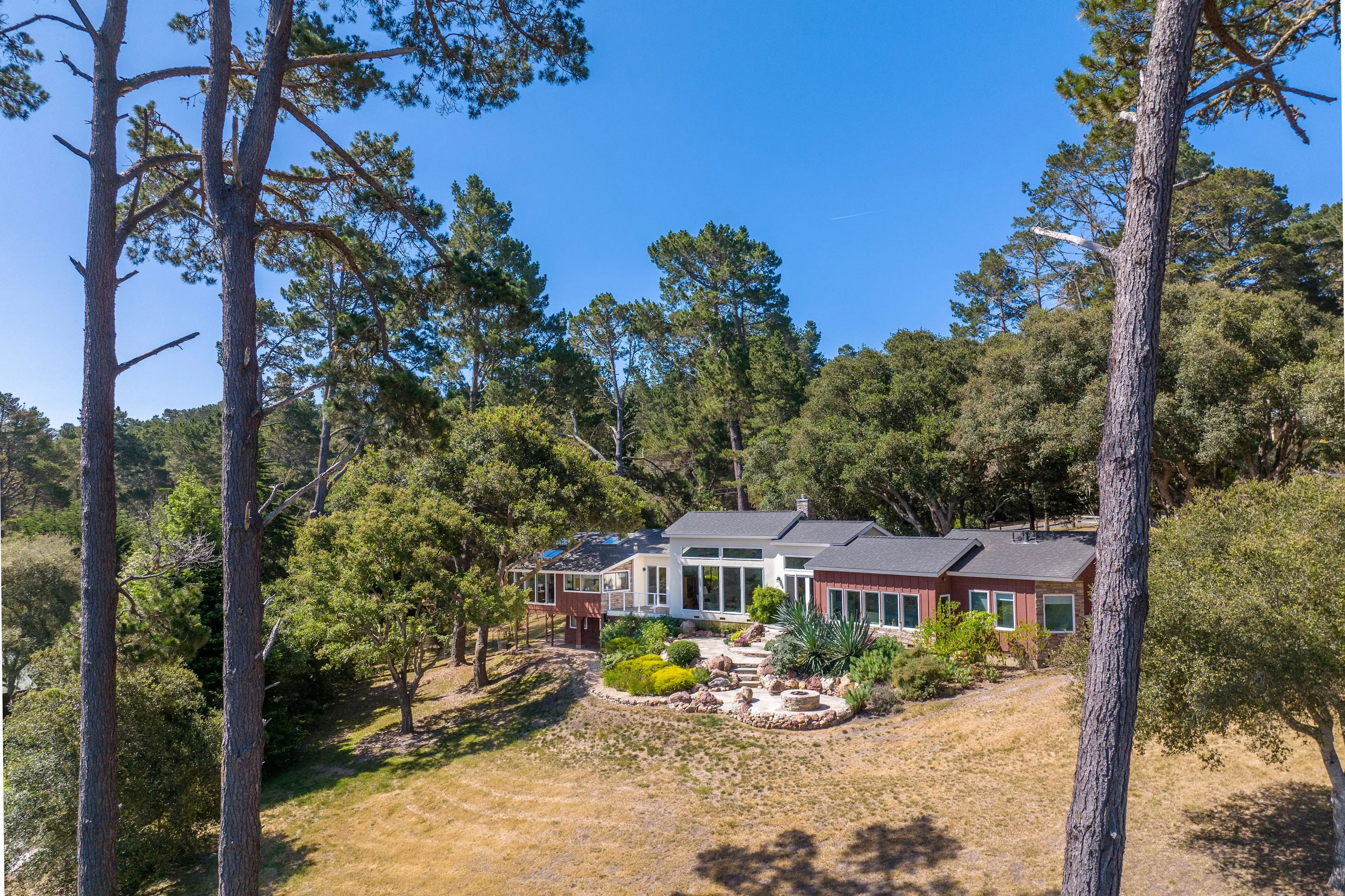 568 Viejo Road, Carmel, California 93923 - 568-Viejo-Rd-Carmel02_alkp8m