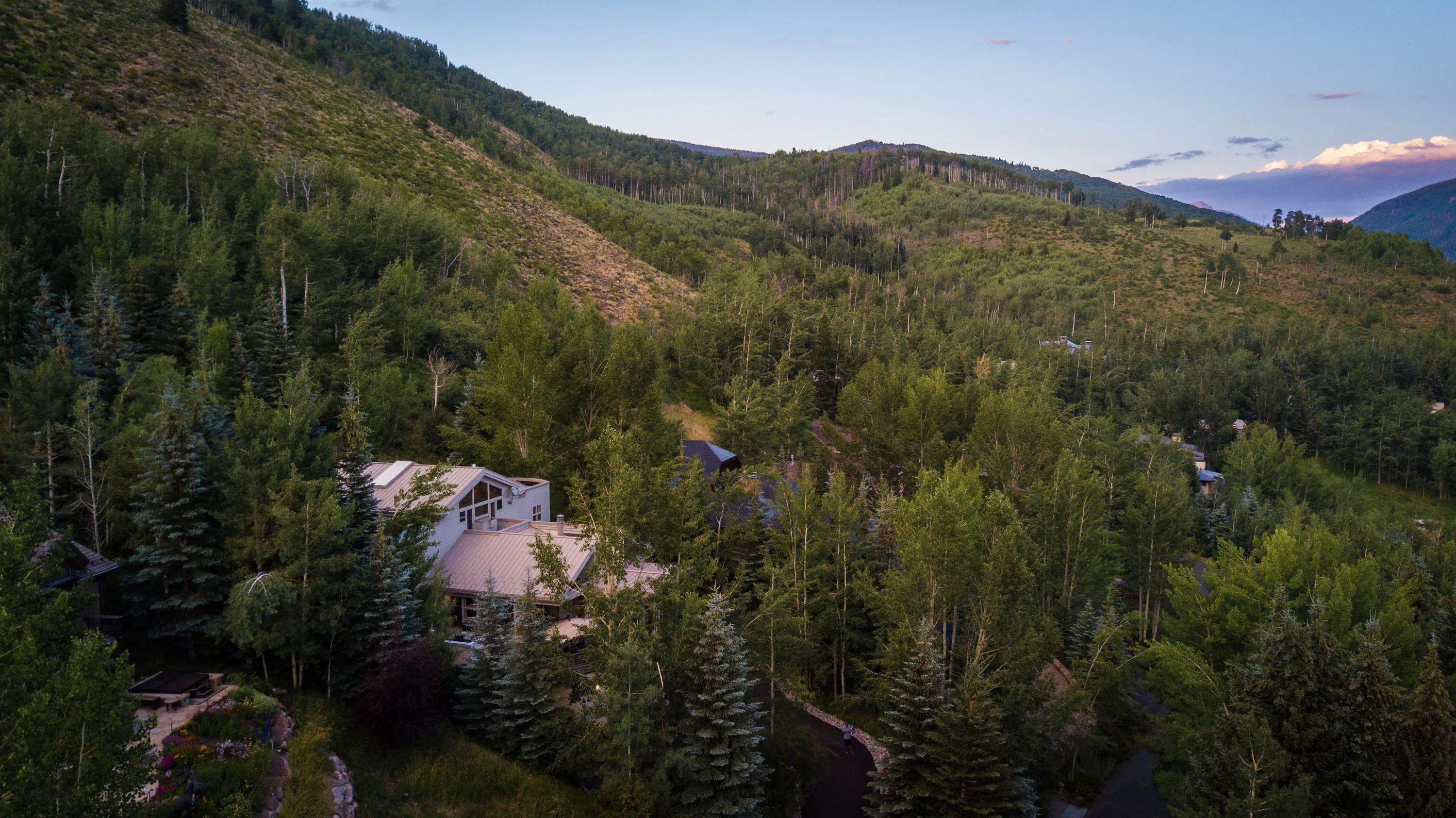 798 Potato Patch Drive, Vail, Colorado 81657 - 798-potato-patch-drive-vail-colorado-12_mzgppz