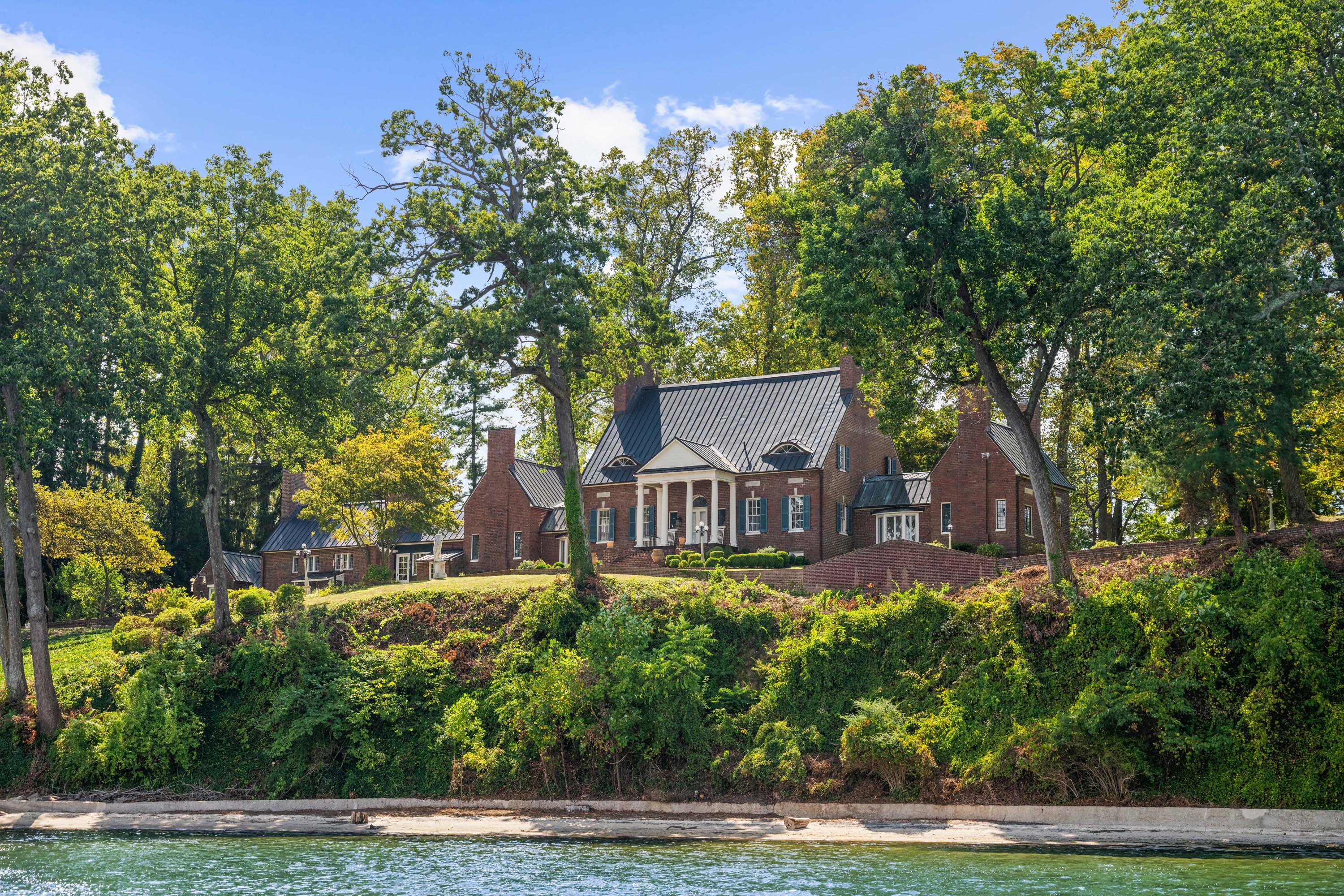 40 1002 St Helena Island - Luxury Real Estate - Concierge Auctions