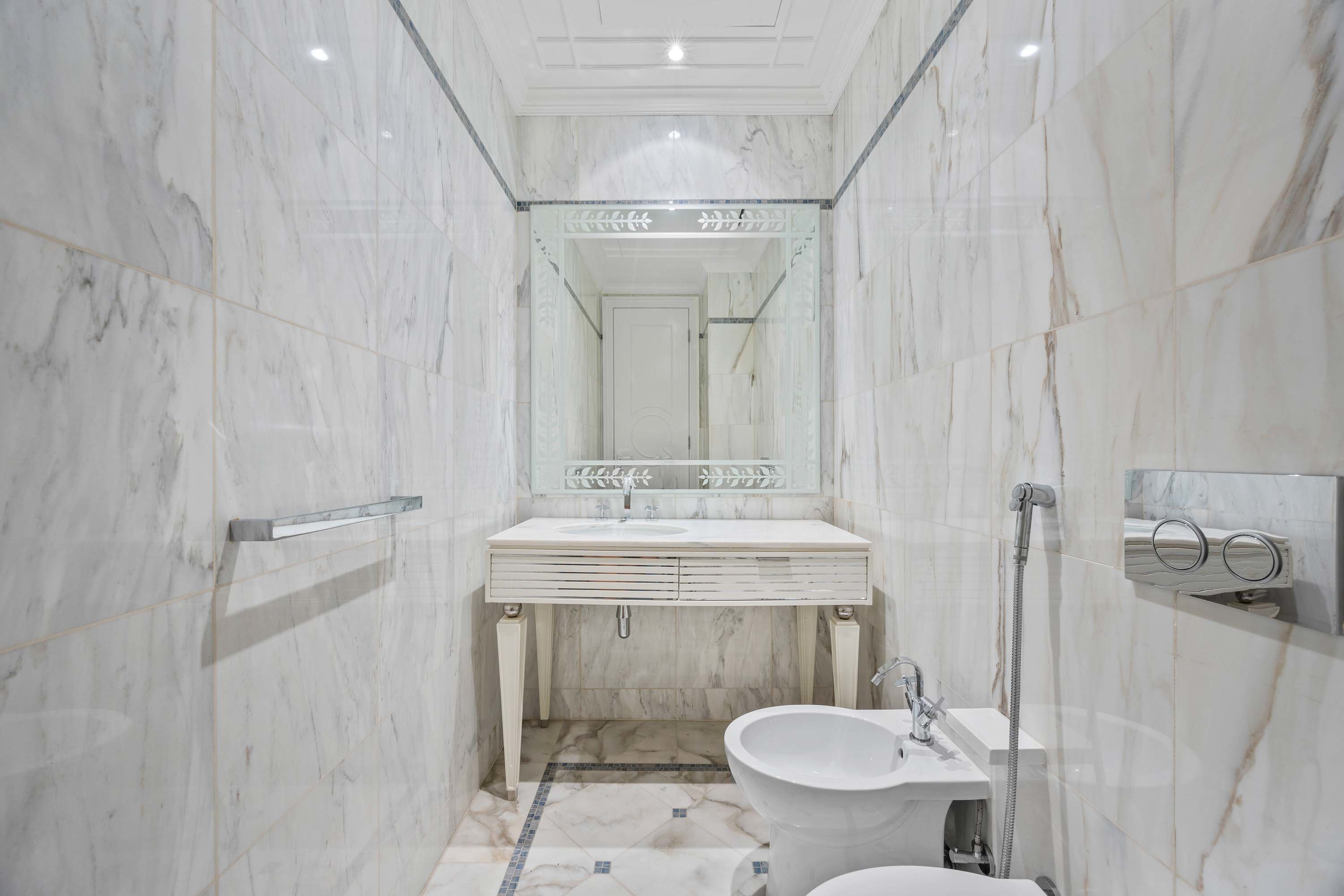 12 Palazzo Versace, Apartment 2316, Al Jaddaf, Jaddaf Waterfront, Dubai, UAE