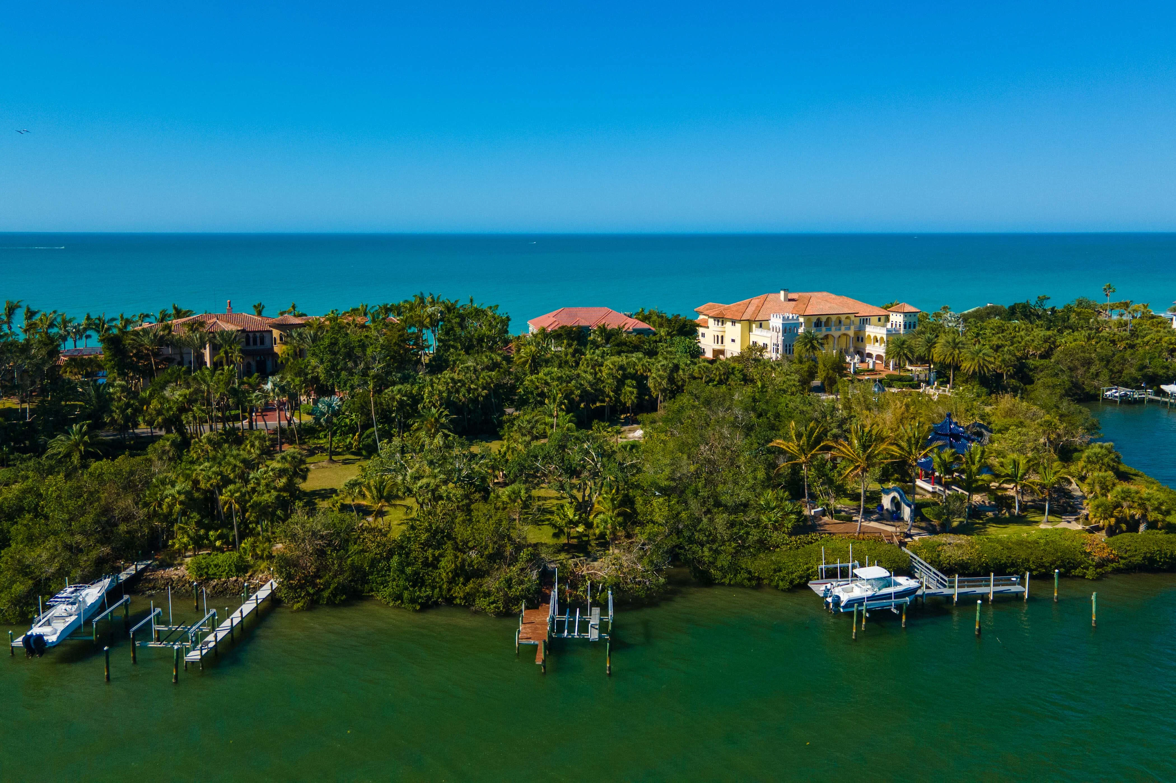 2305 Casey Key Road, Nokomis, Sarasota Area, Florida 34275 - 2305-casey-key-road-nokomis-florida-58_oou05n