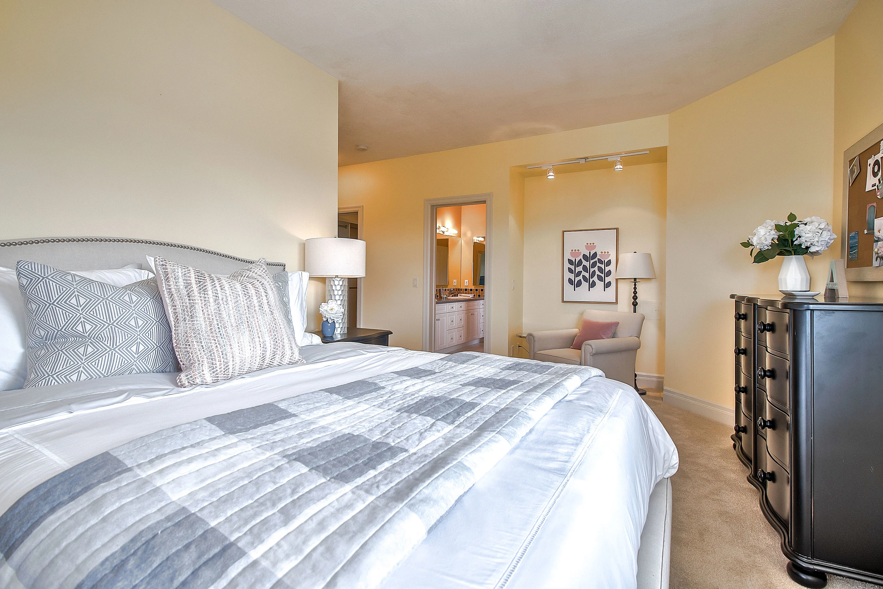 290156 160 Street W, Near Calgary, Alberta T2J 2P9, Canada - 290156-160-street-rural-foothills-county-alberta-canada38_dkklnt
