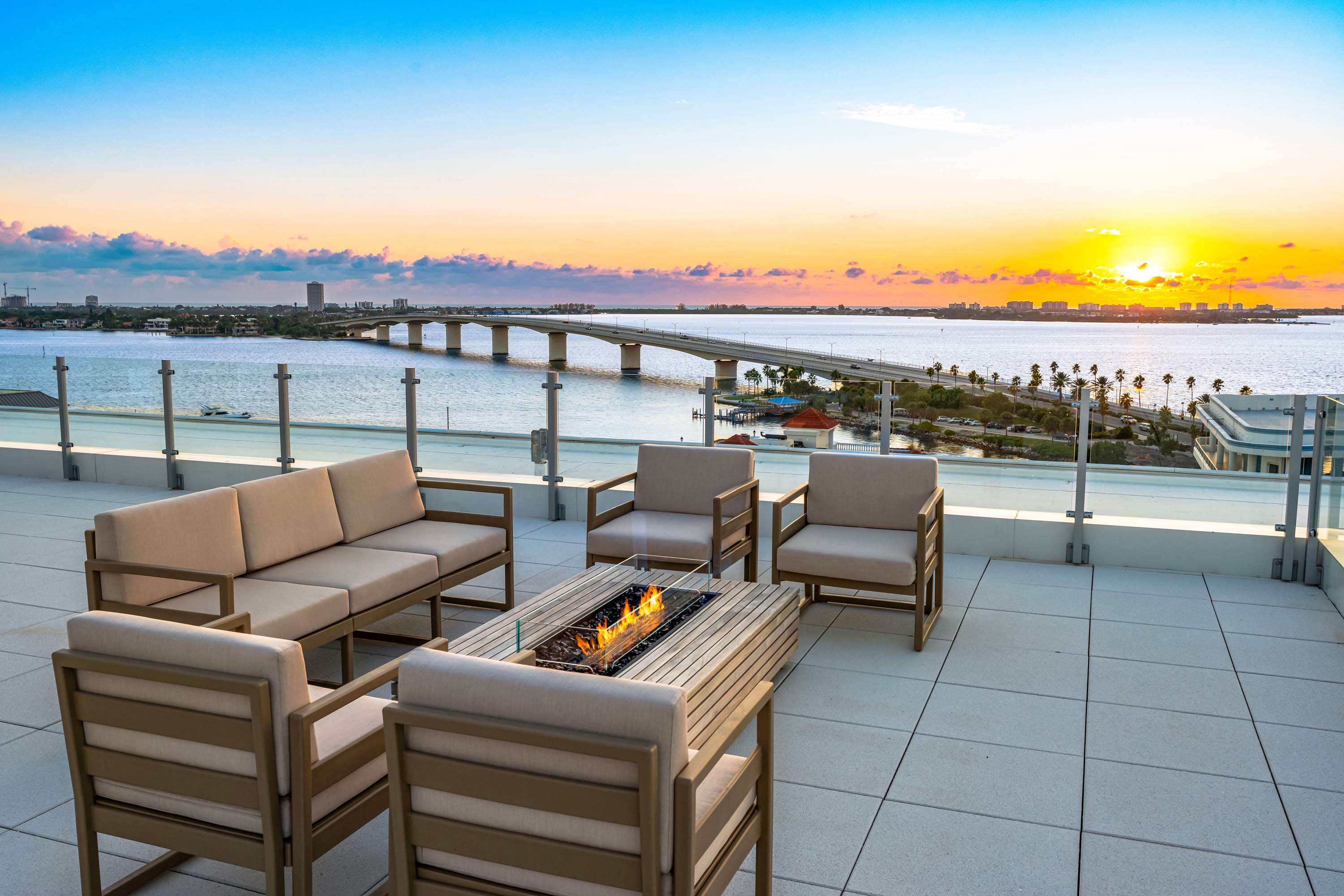 37 111 Golden Gate Point -Penthouse 701, Sarasota, FL 34236 - Luxury Real Estate - Concierge Auctions