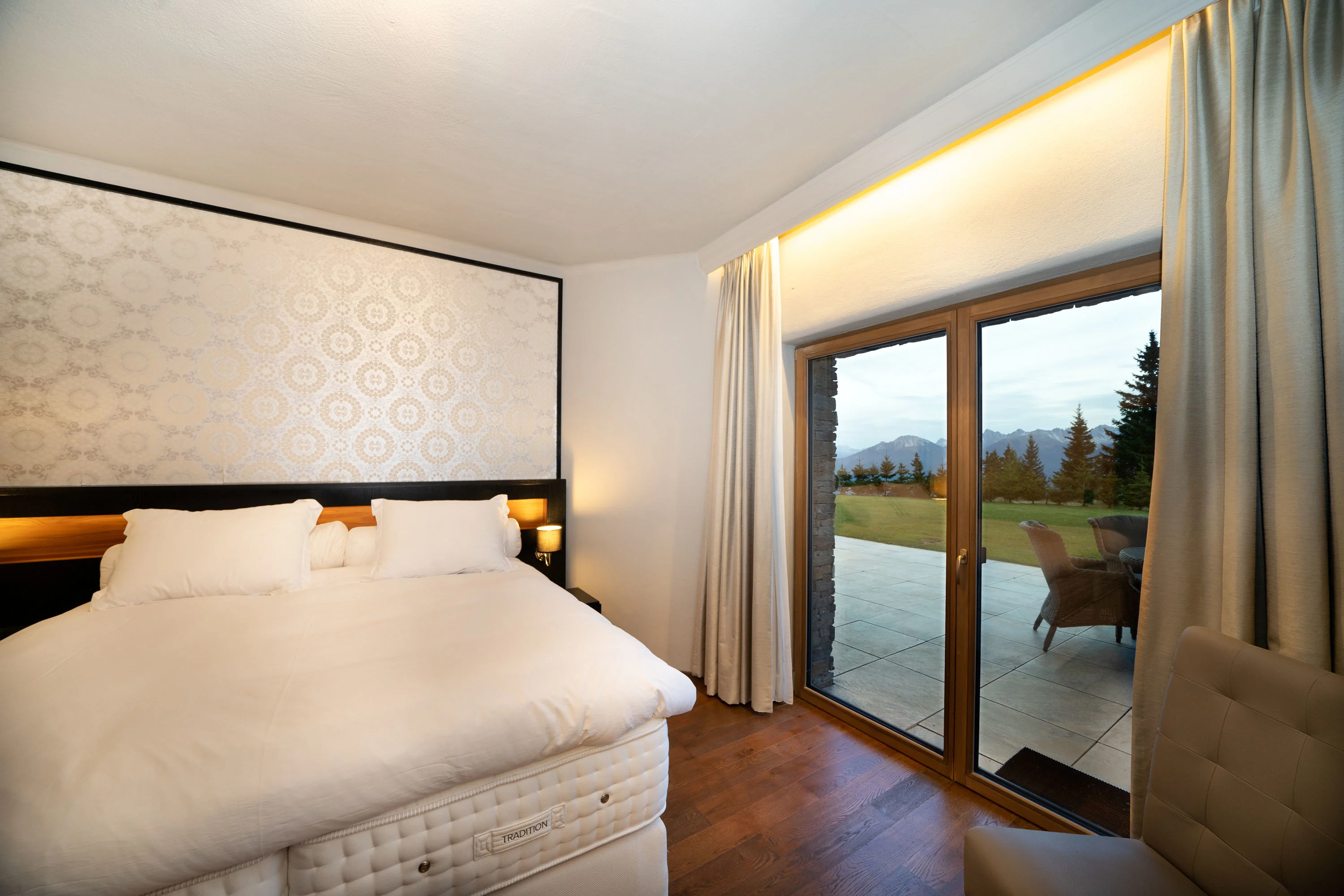 Luxury Mountain Chalet, Seefeld, Austrian Alps, Tirol , Austria - luxury-mountain-chalet-tirol-seefeld-austria36_c5qhwj