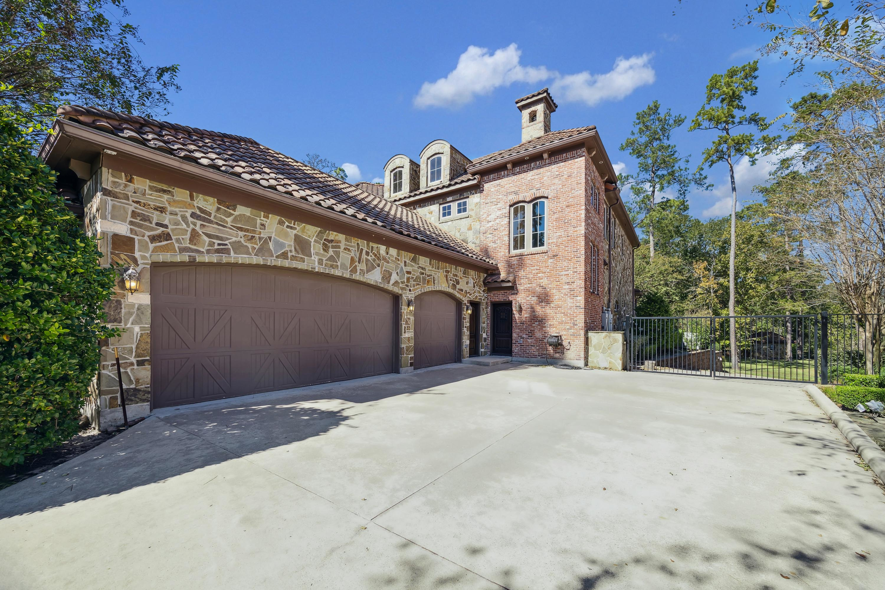 57 27919 Hansons Ct - Luxury Real Estate - Concierge Auctions