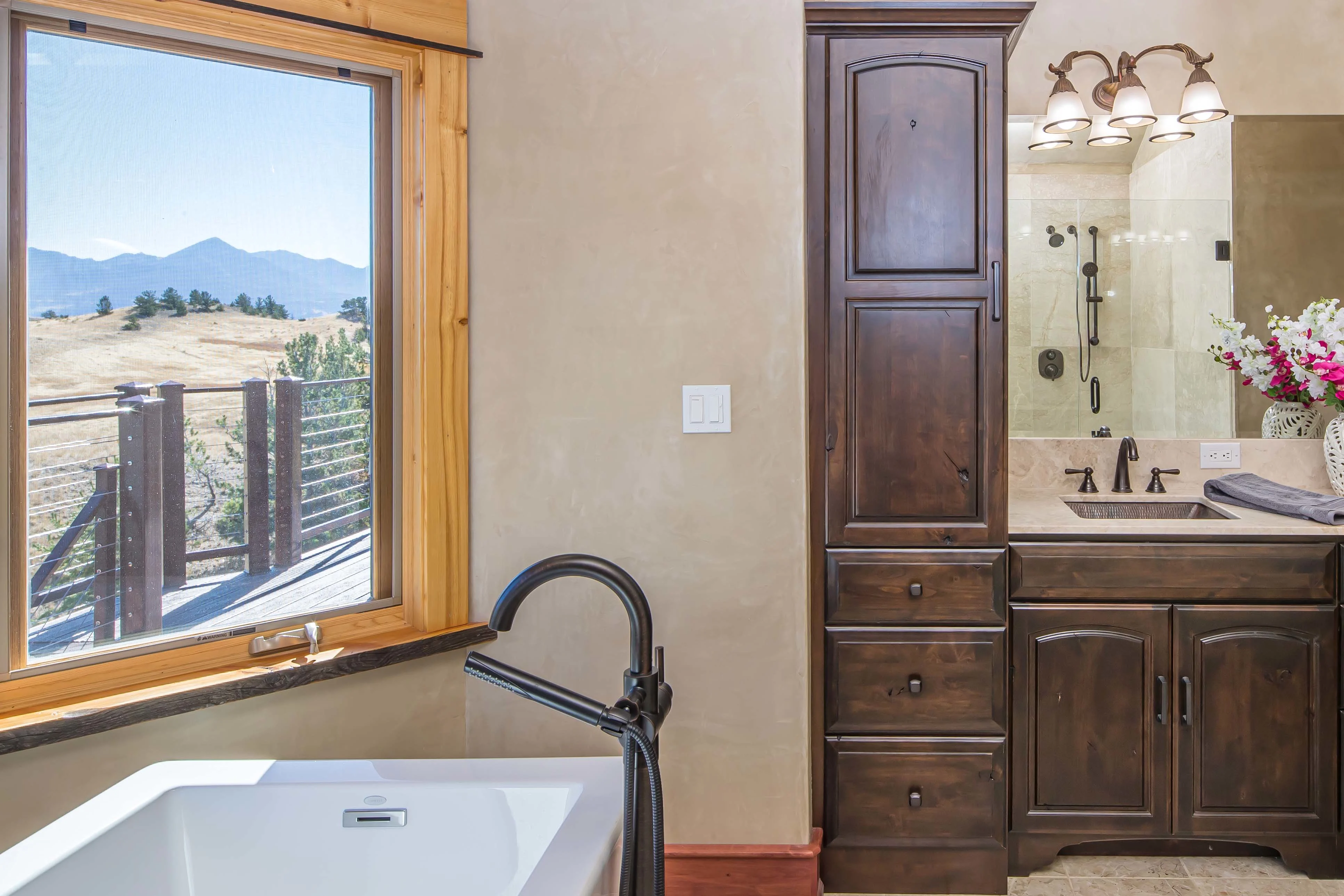 234 Fleshman Creek, Near Bozeman, Montana 59047 - 234-fleshman-creek-livingston-montana_21_adraqn