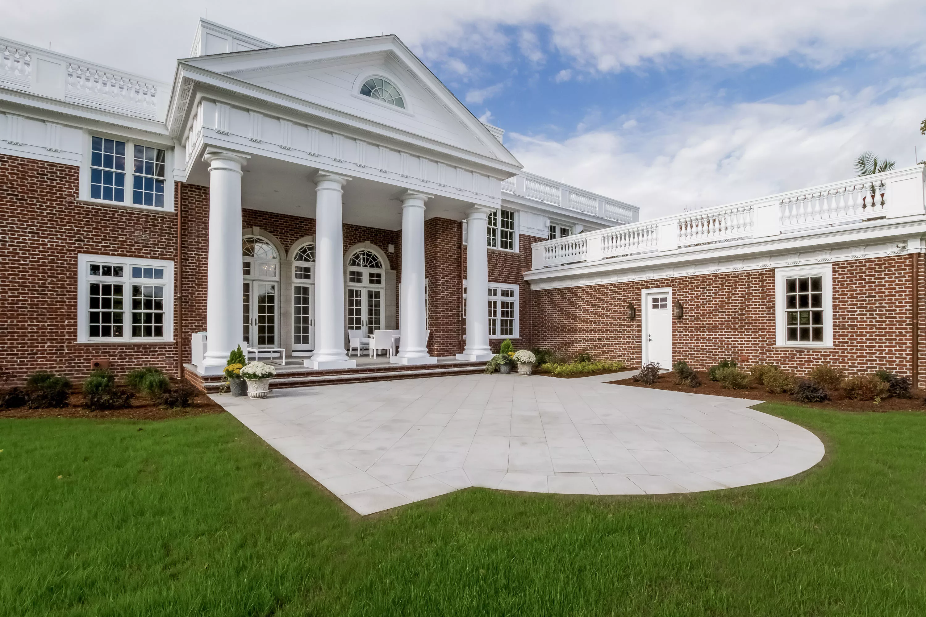732 Hall Hill Road, Somers, Connecticut 06071 - monticello-somers-connecticut-17-21-21-16-1616_mcb3lu
