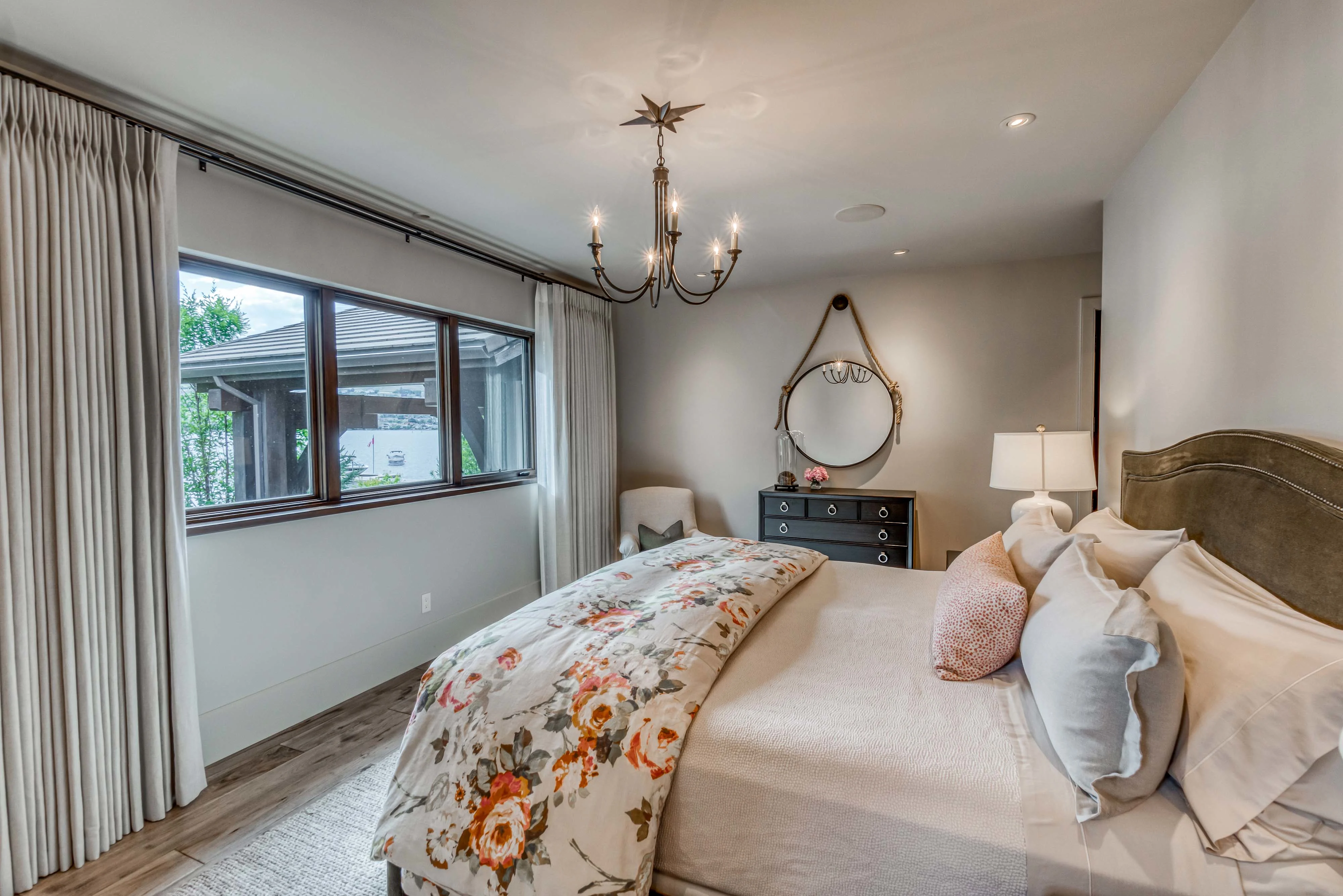 8200 Kalavista Drive, Kalamalka Lake, British Columbia V1B 1K3, Canada - 8200-kalavista-drive-kalamalka-lake-british-columbia_31_brsfbl
