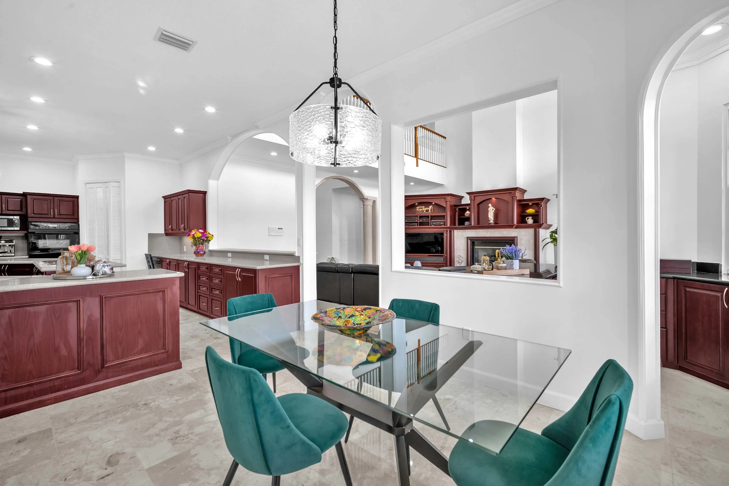 10 3855 Windmill Lake Road - Luxury Real Estate - Concierge Auctions