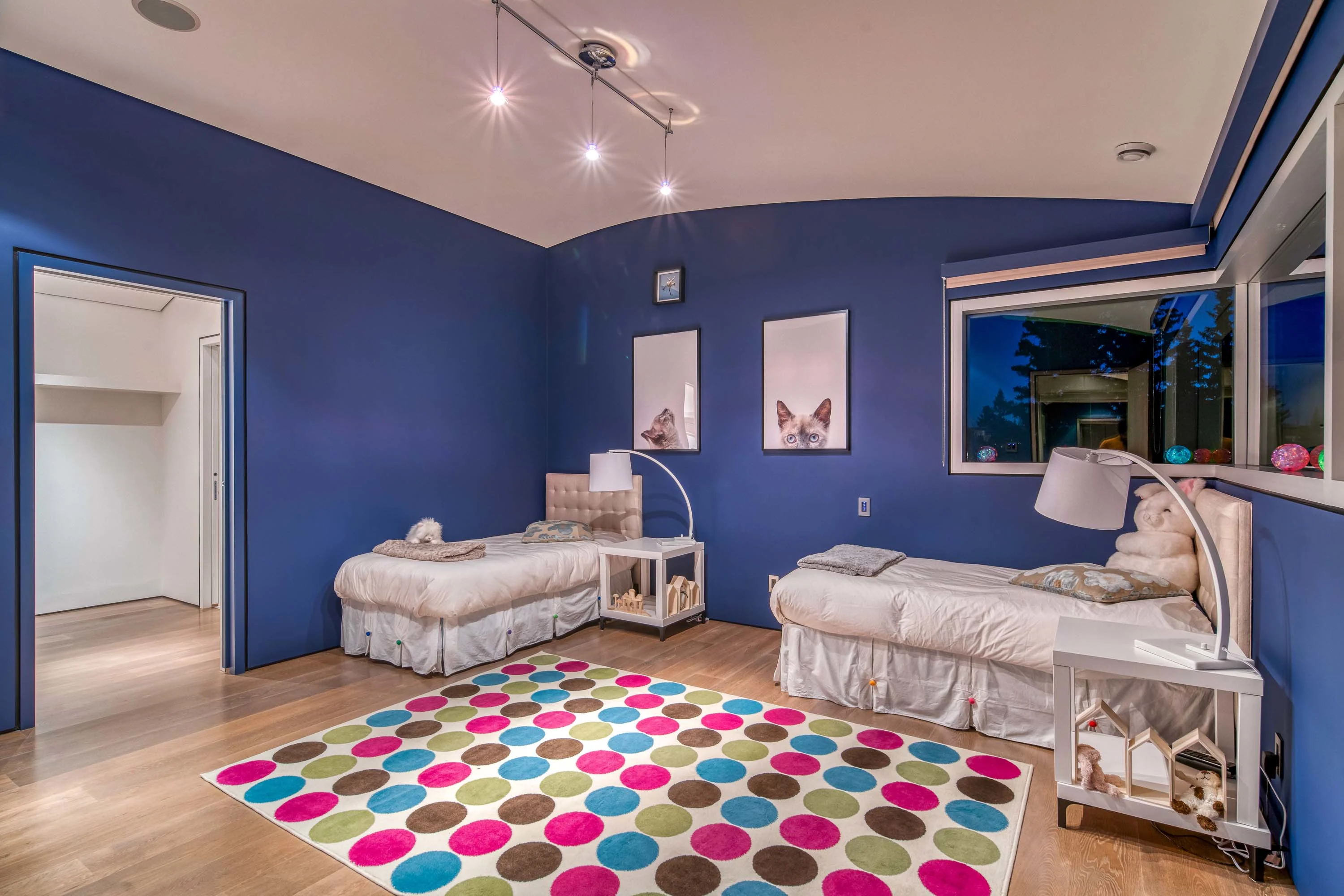 2906 Marquette Street Southwest, Calgary, Alberta T2T 3E3, Canada - 2906-marquette-street-southwest-calgary-alberta-canada50_lqeivt