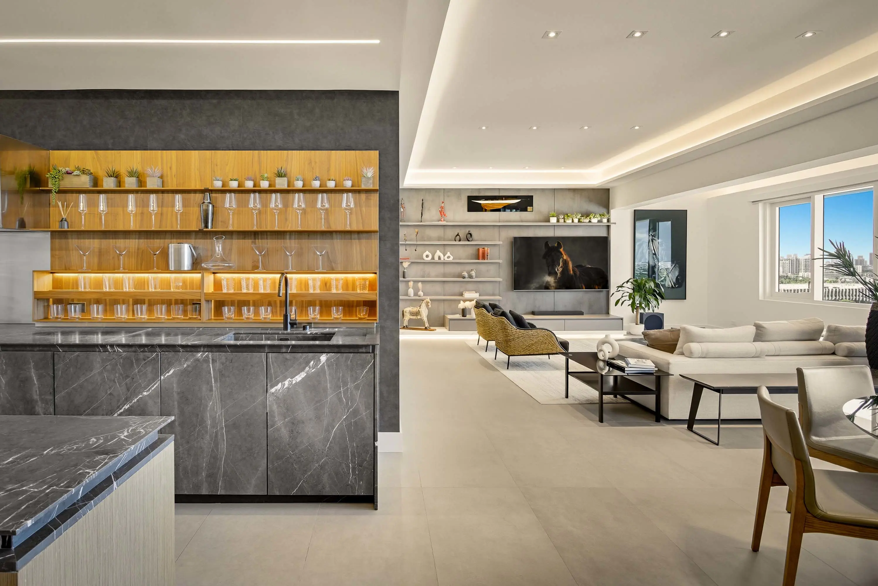 01 2301 Collins Ave Apt 1634 - Luxury Real Estate - Concierge Auctions