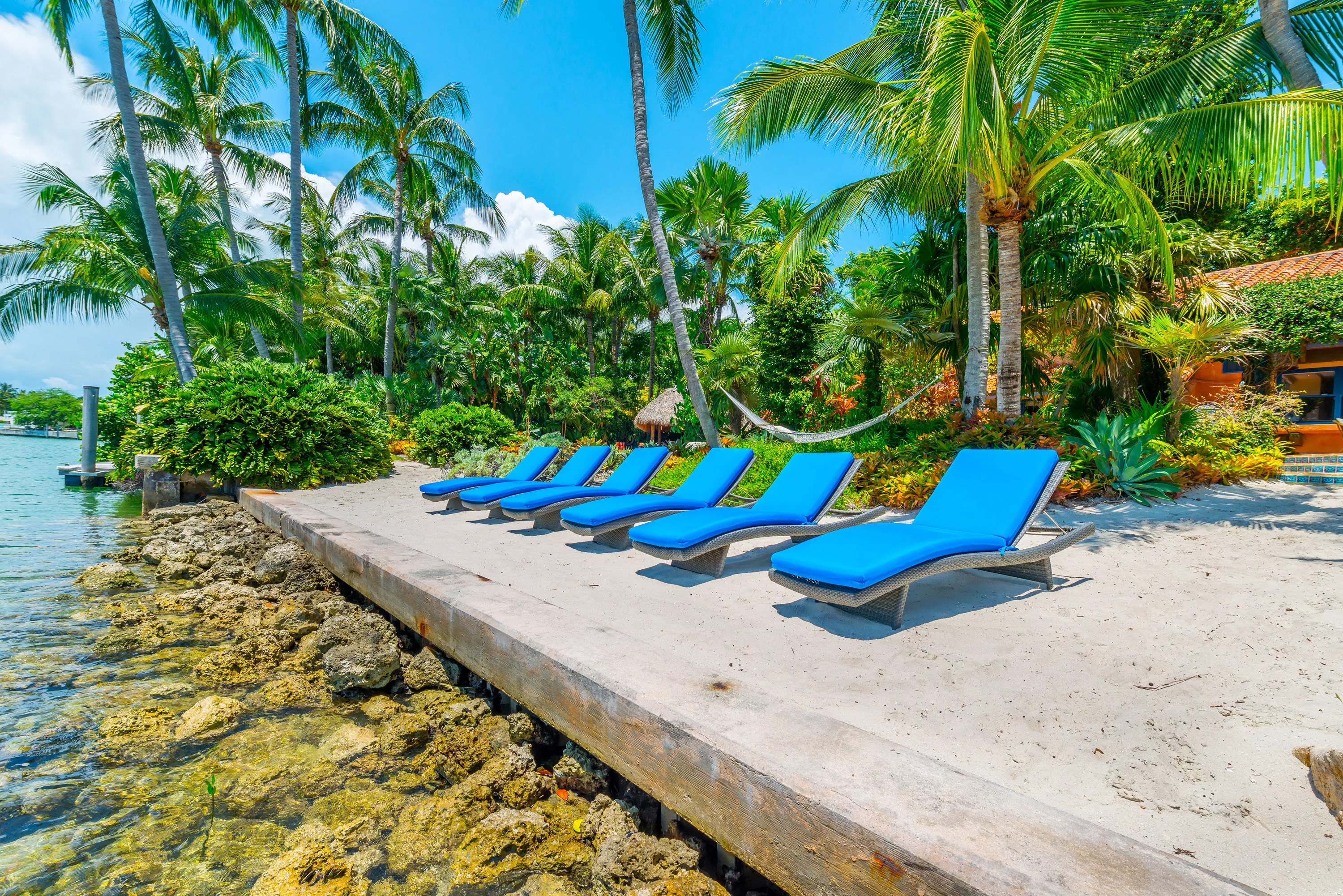 960 Harbor Drive, Key Biscayne, Florida 33149 - 960-harbor-drive-key-biscayne-florida22_xplnnw