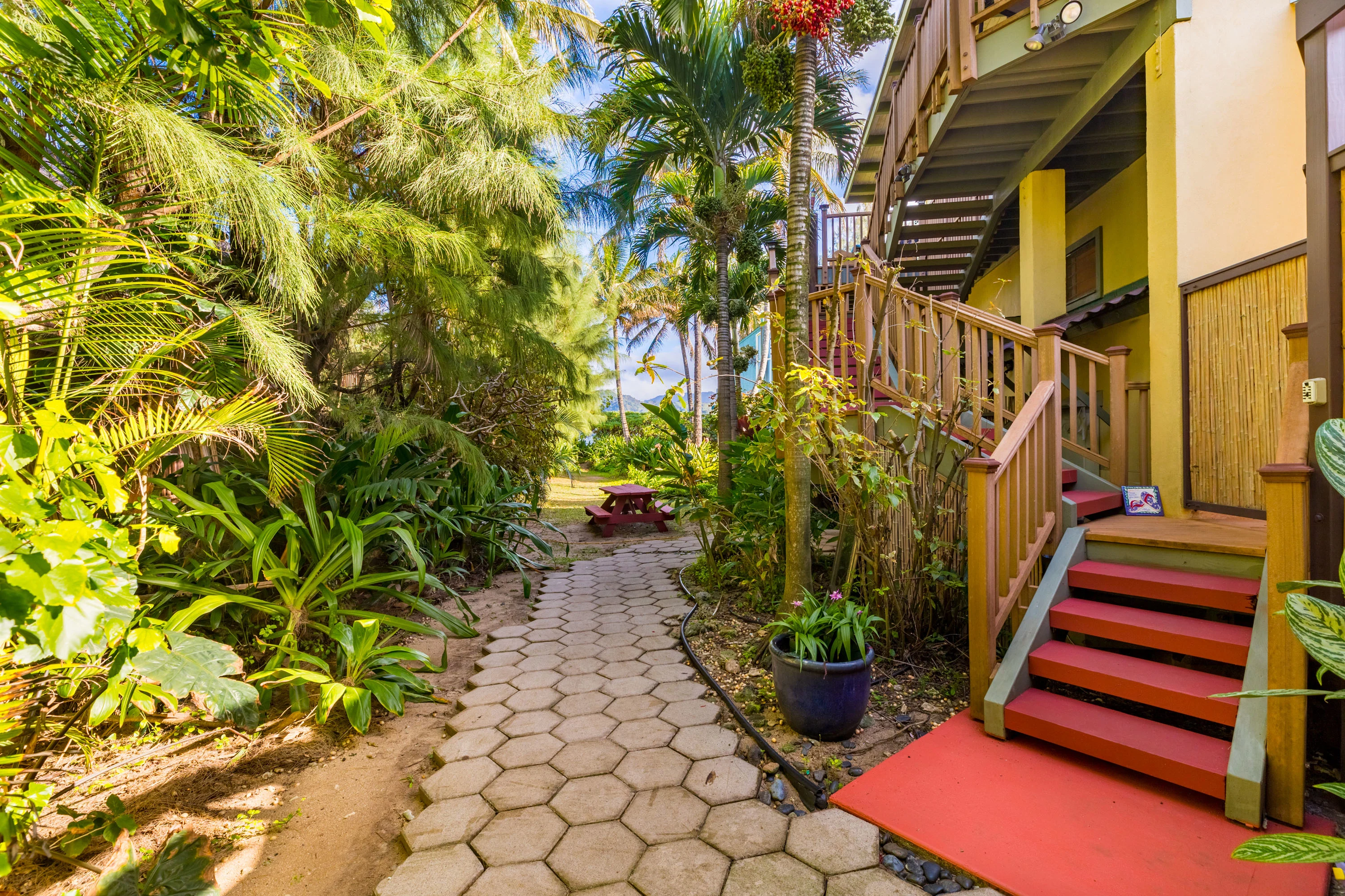 5-7094 Kuhio Highway, Hanalei, Kauai, Hawaii 96714 - 5-7094_Kuhio_Hwy_21_lazfhr