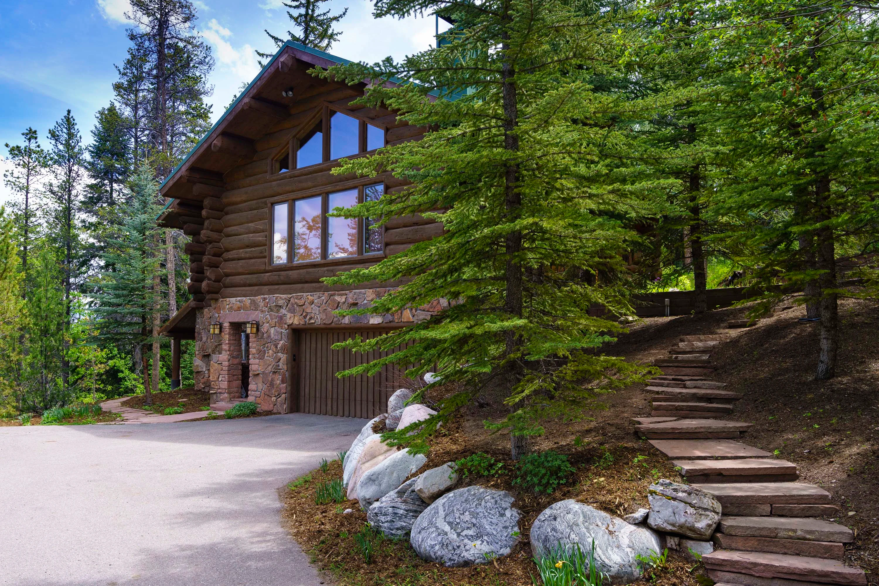 2400 & 1683 Casteel Creek Road, Edwards, Vail Valley, Colorado 81632 - 29_-_Cabin_Guest_House_06_h1zdqq