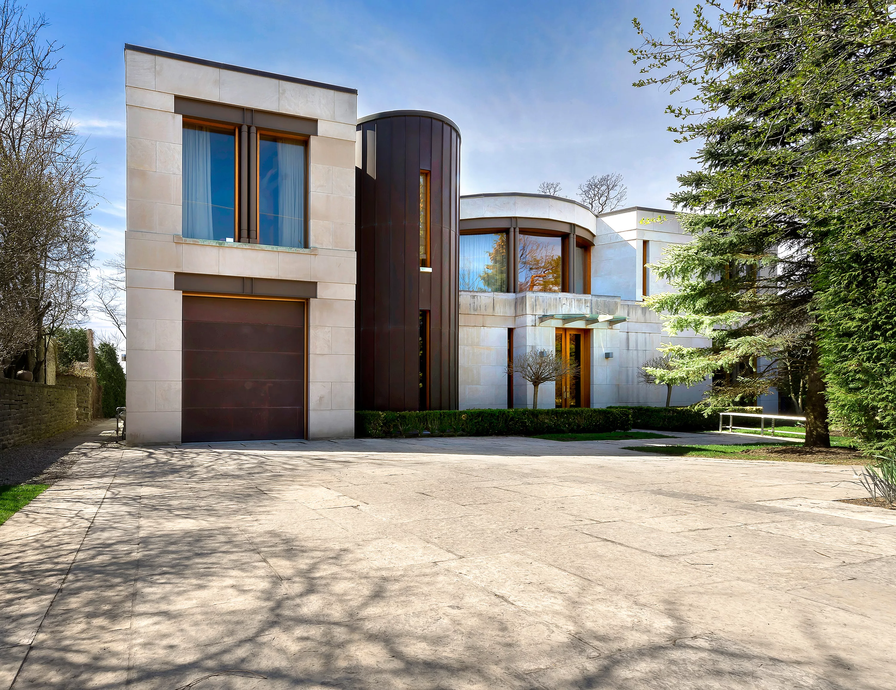 75 Highland Crescent, Toronto, Ontario M2L1G7, Canada - 75-highland-crescent-toronto-canada-luxury-real-estate-4_zyhz7b